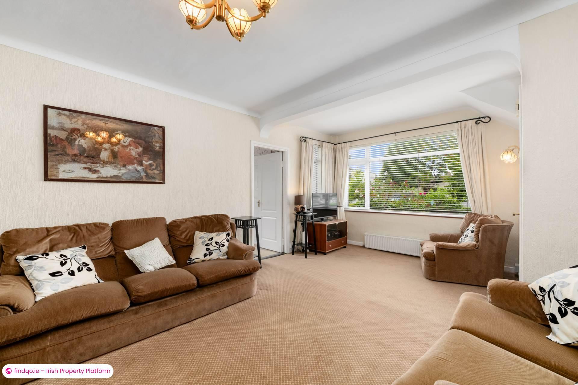 Semi-detached house for Sale in Dublin 14