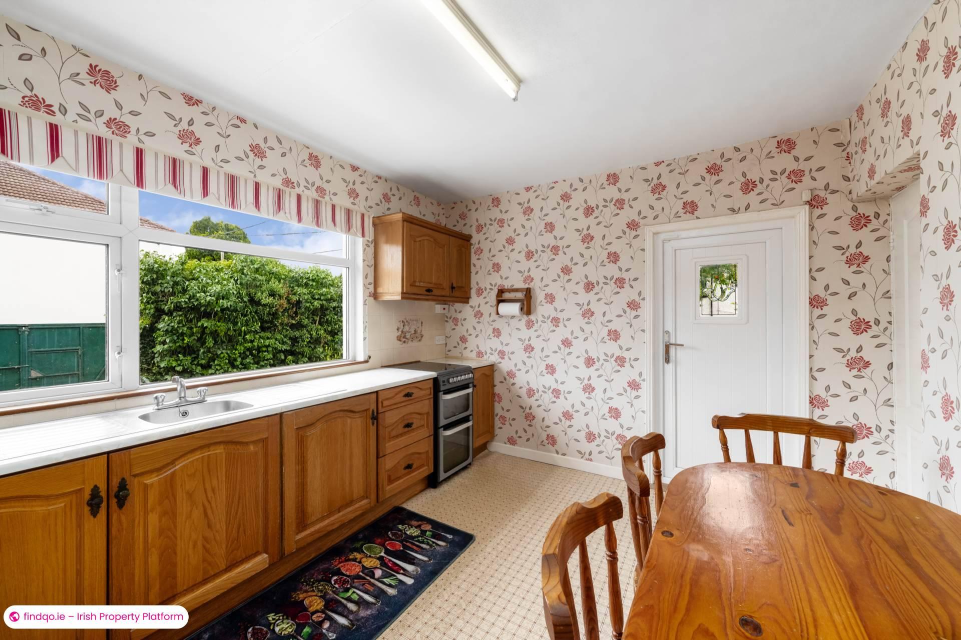 Semi-detached house for Sale in Dublin 14