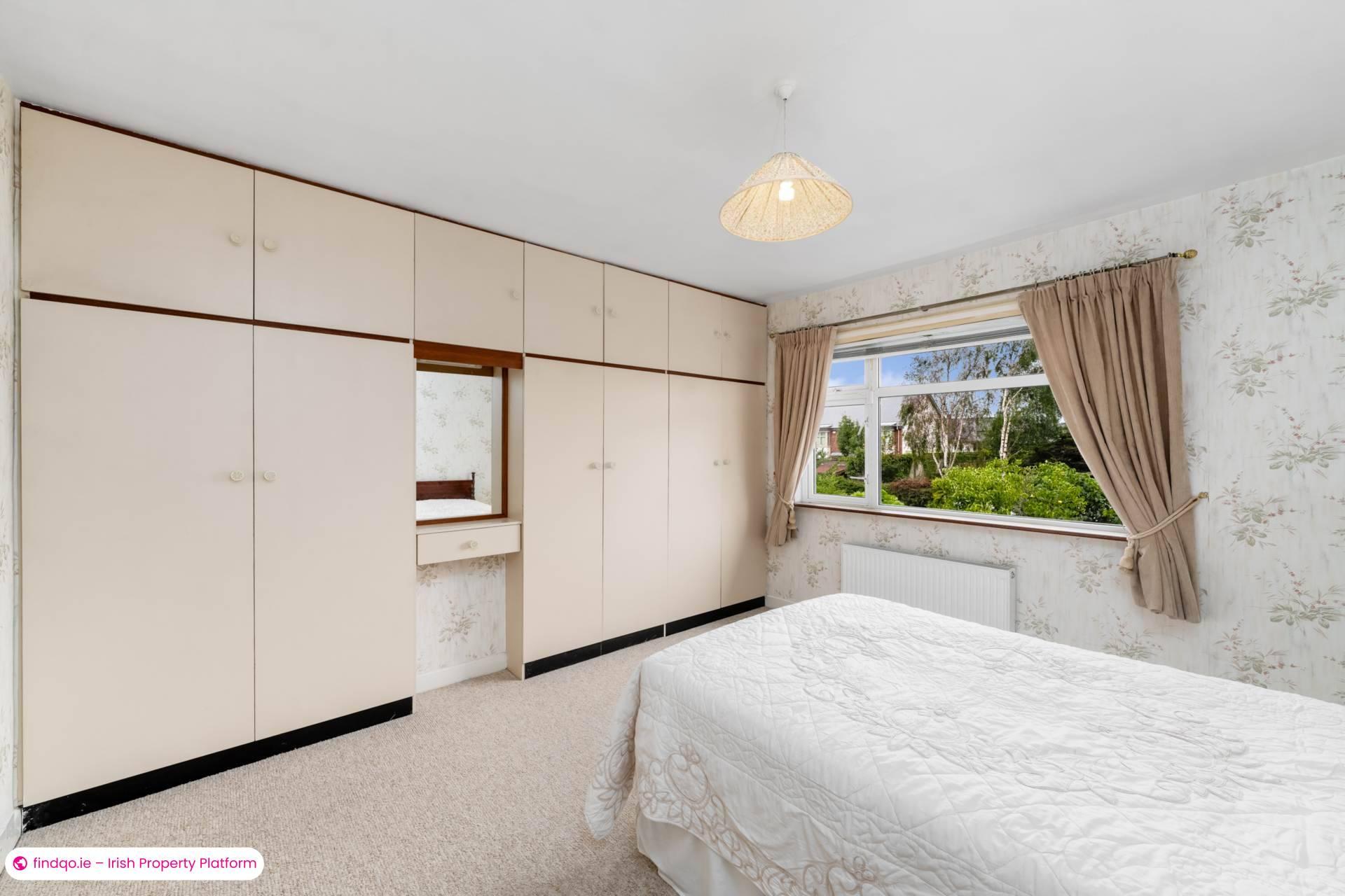 Semi-detached house for Sale in Dublin 14