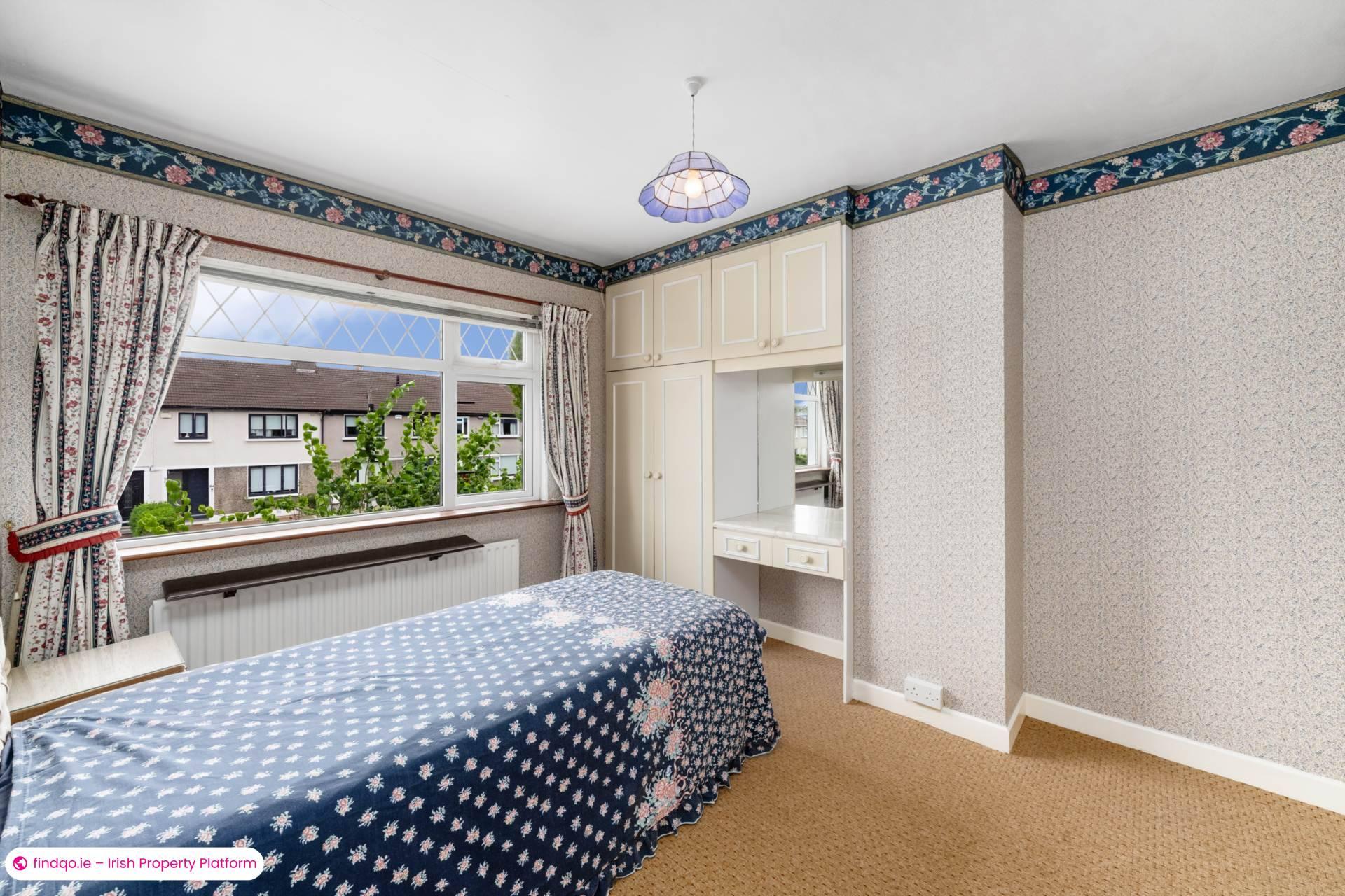 Semi-detached house for Sale in Dublin 14