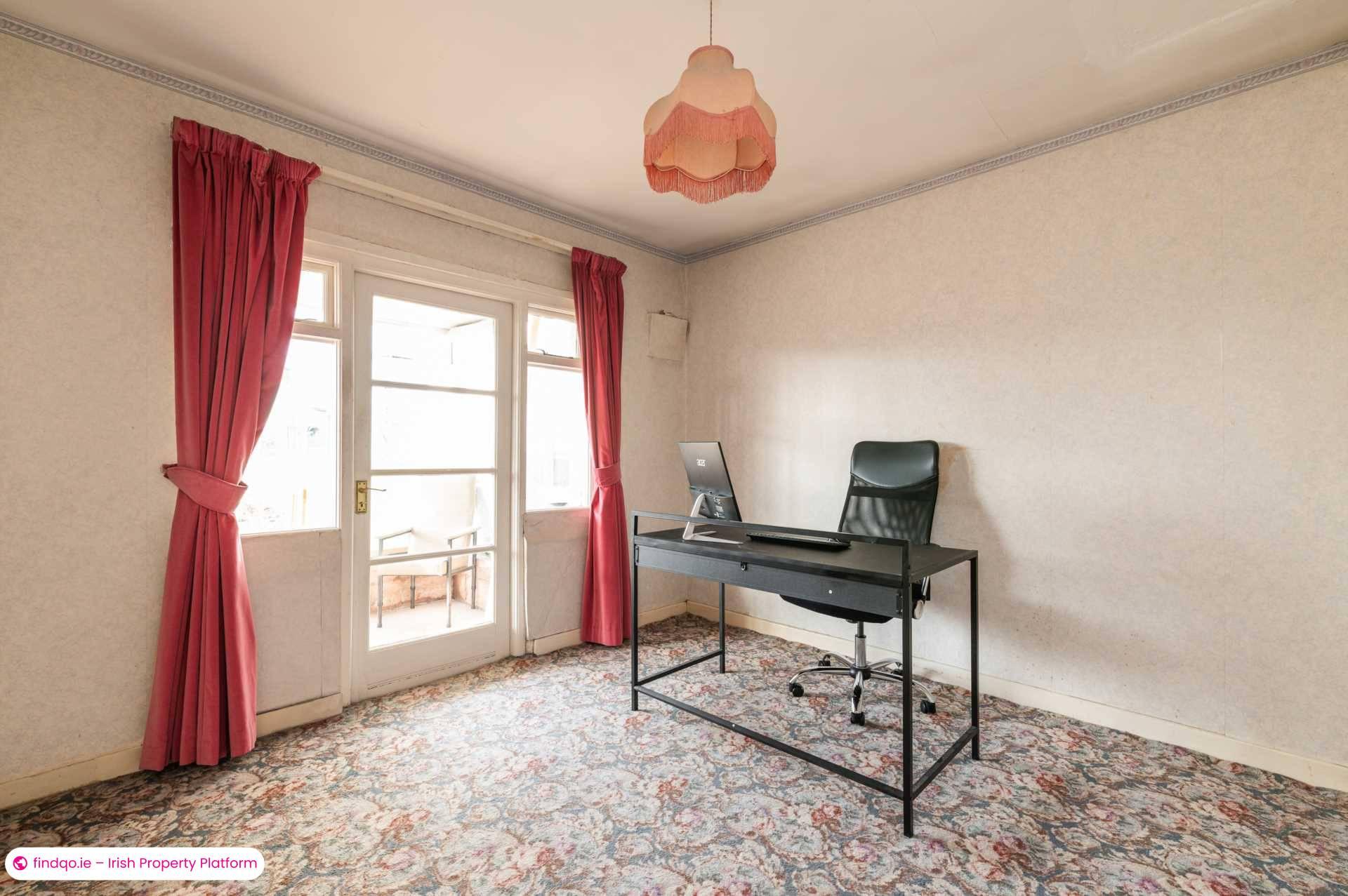 Semi-detached house for Sale in Dublin 12