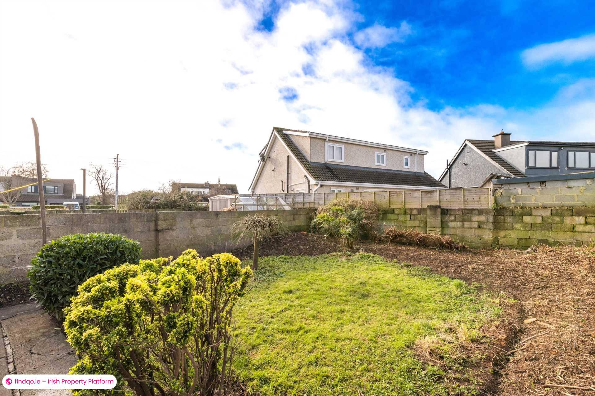 Semi-detached house for Sale in Dublin 12