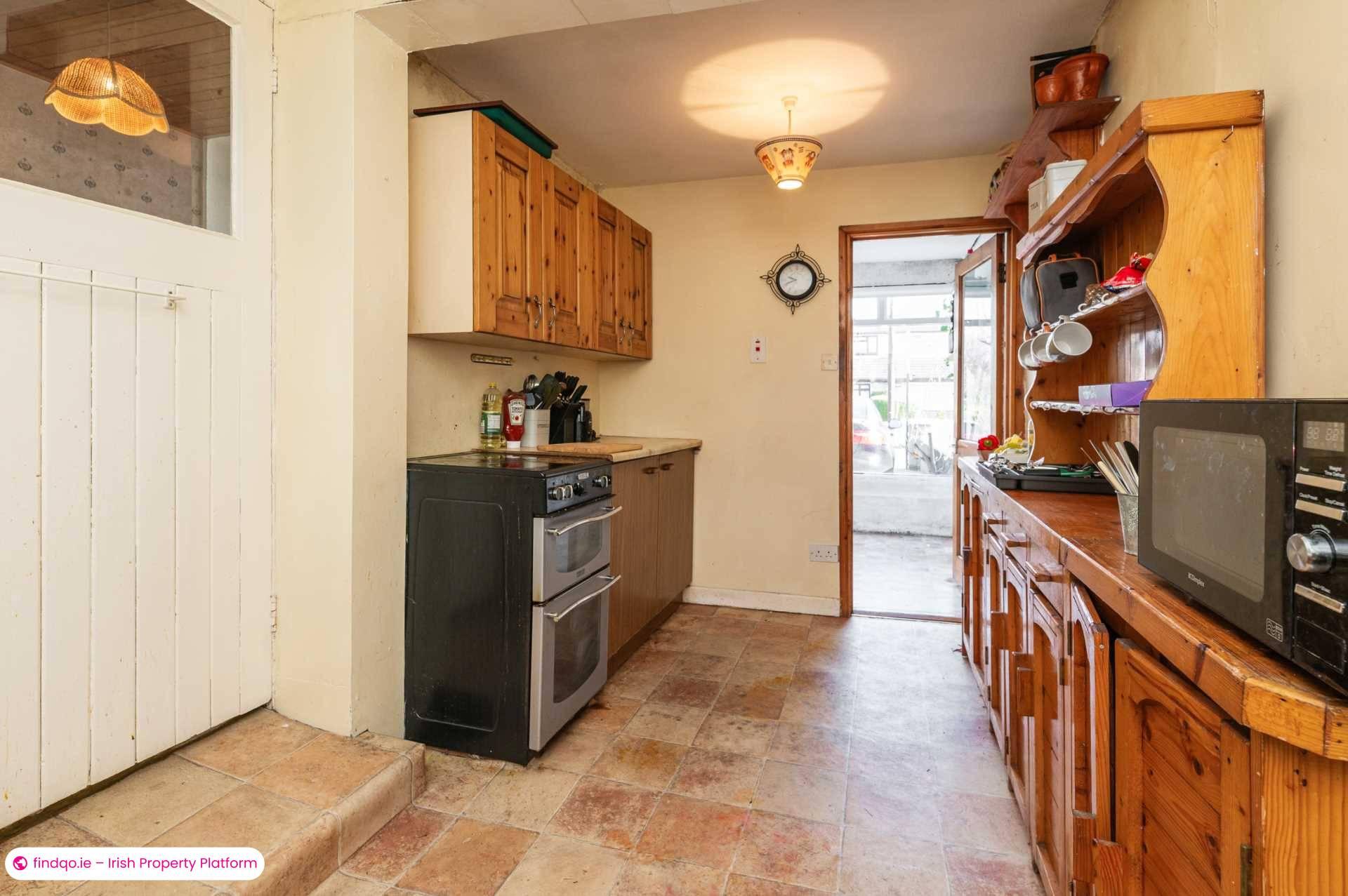 Semi-detached house for Sale in Dublin 12