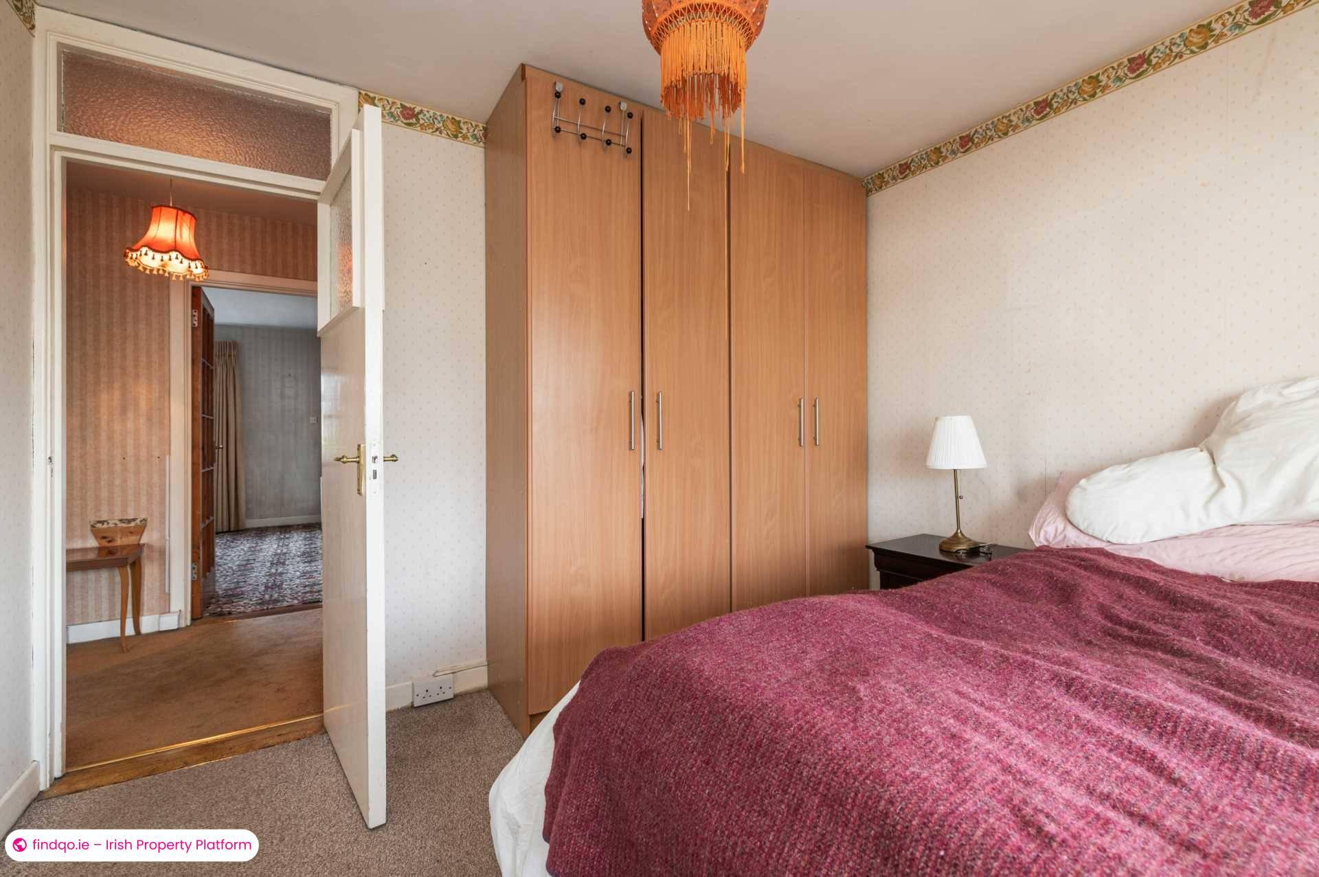 Semi-detached house for Sale in Dublin 12