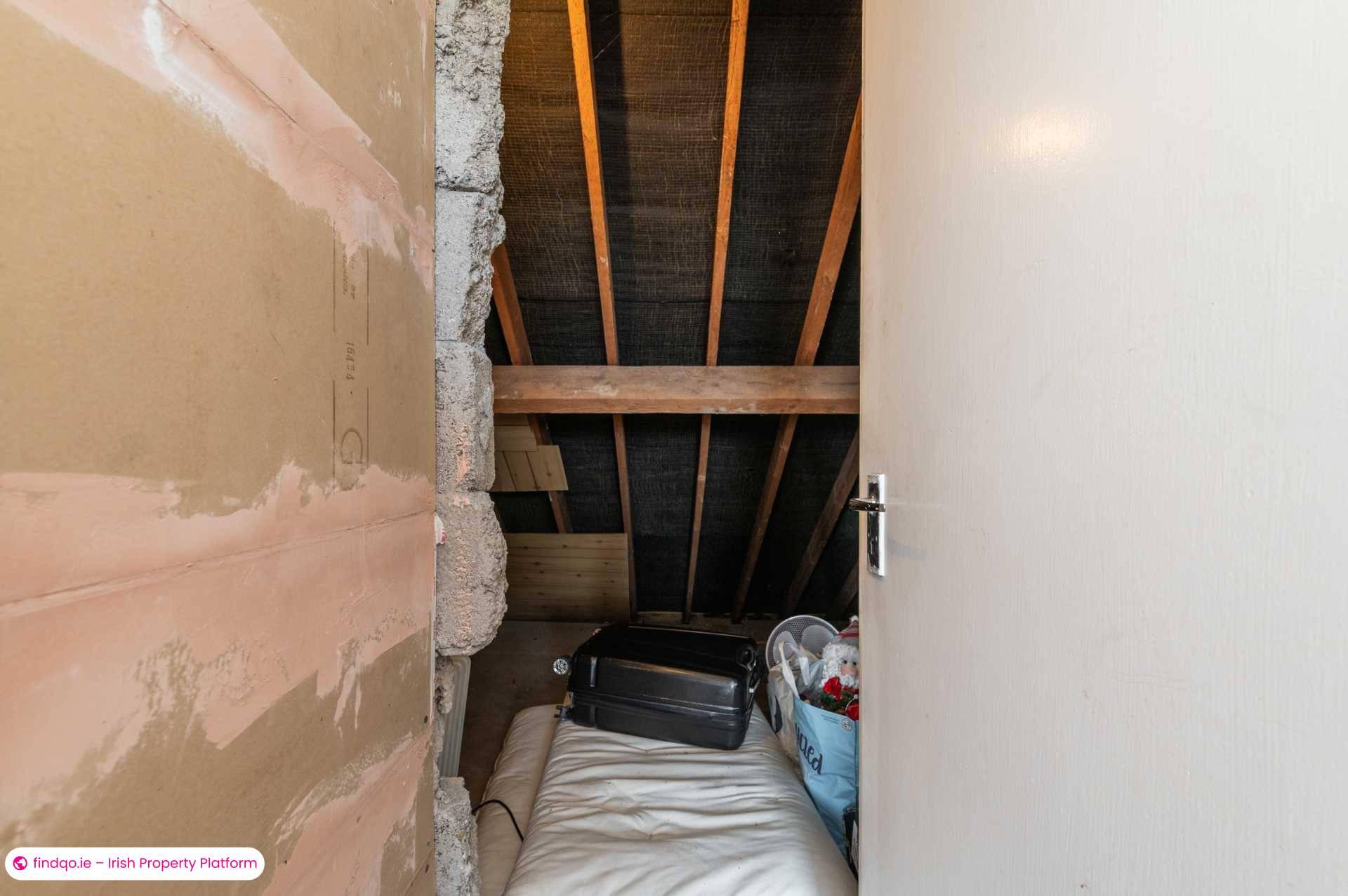 Semi-detached house for Sale in Dublin 12