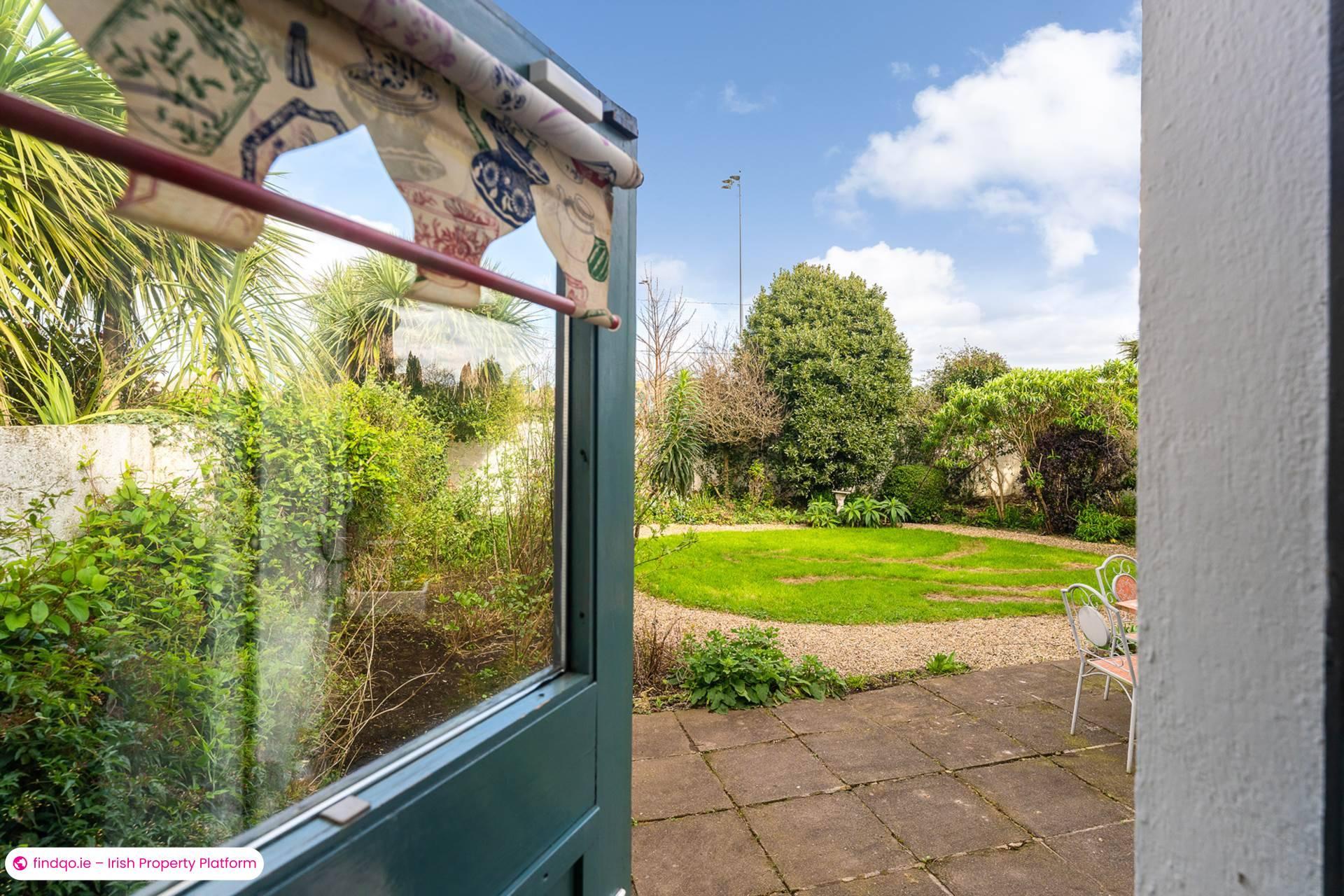 Detached house for Sale in Dublin 18