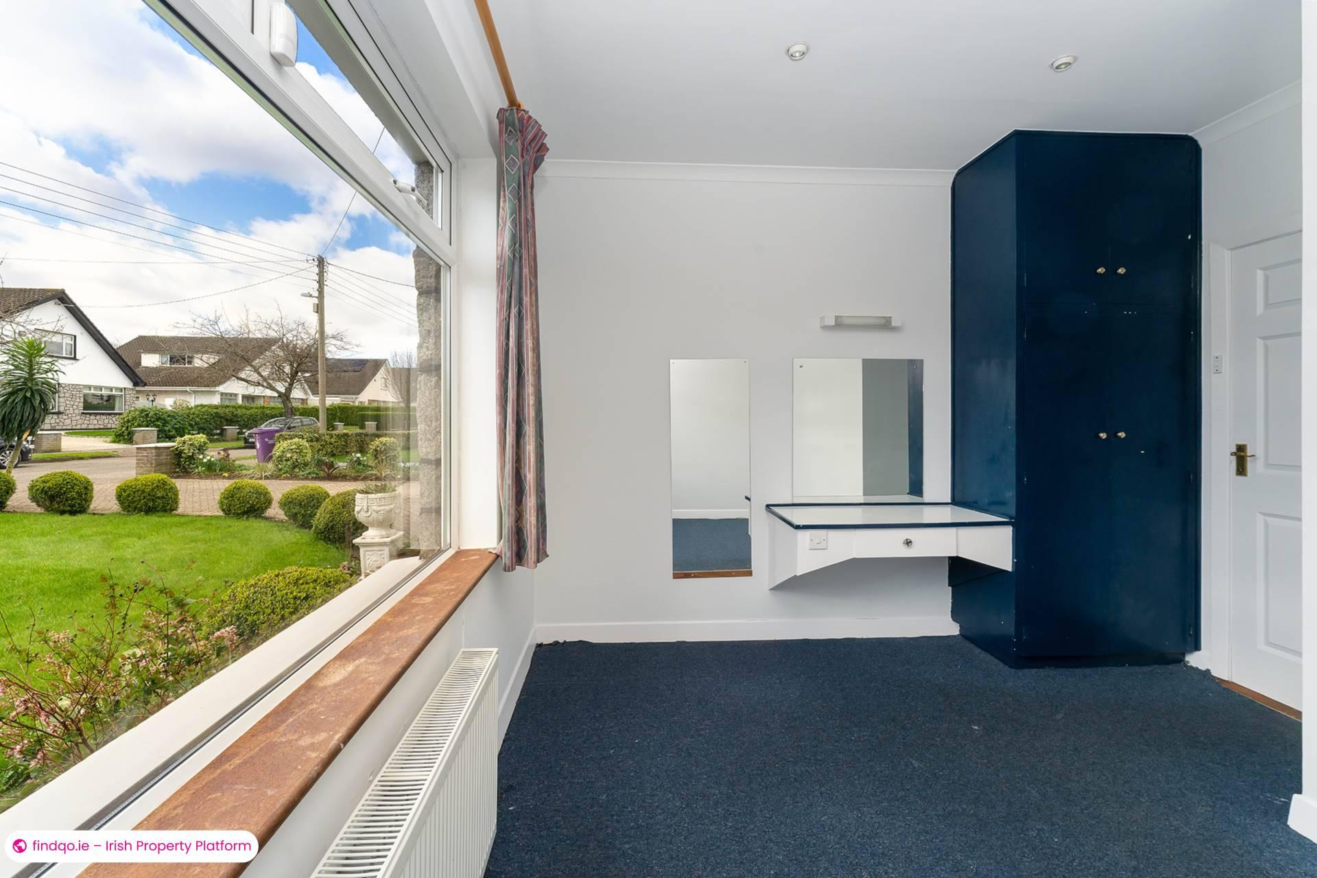 Detached house for Sale in Dublin 18