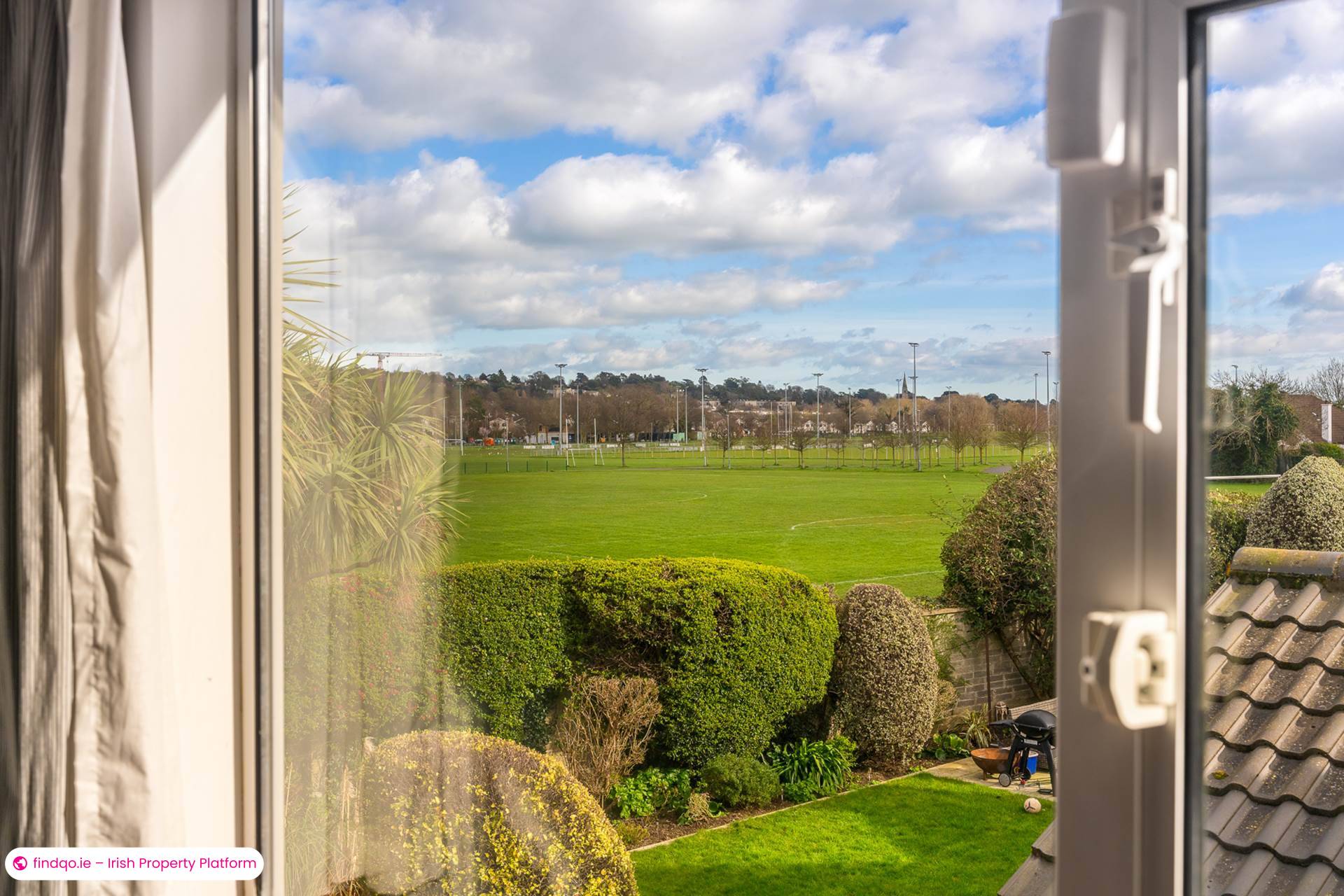 Detached house for Sale in Dublin 18