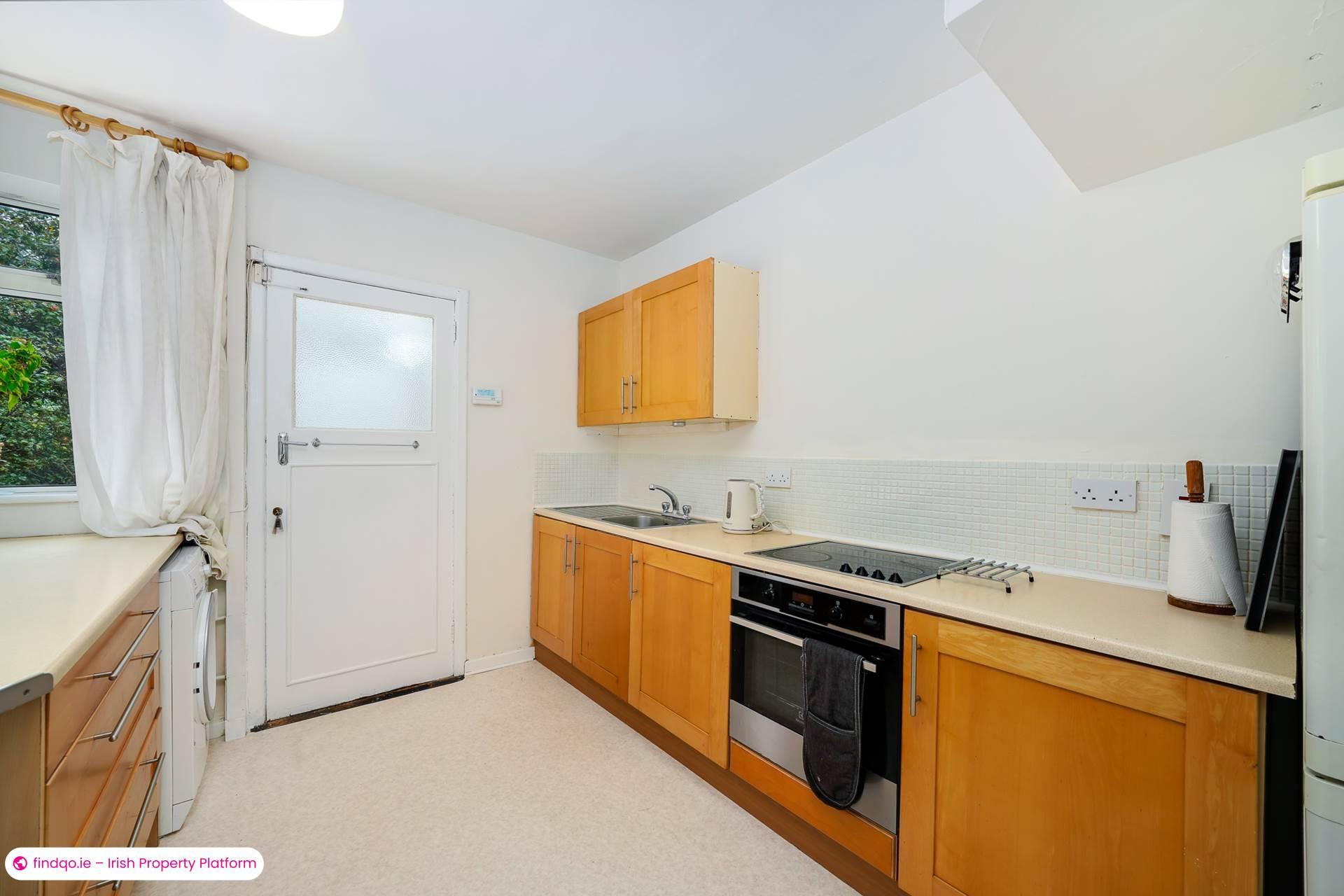 Terraced house for Sale in Stillorgan, Dublin (County)