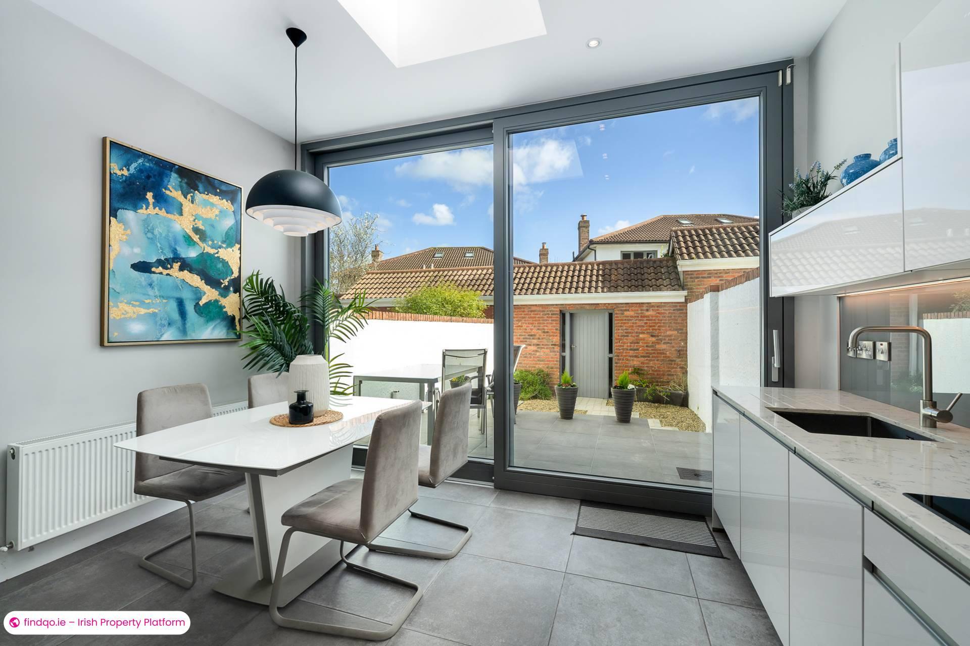 Terraced house for Sale in Foxrock, Dublin 18