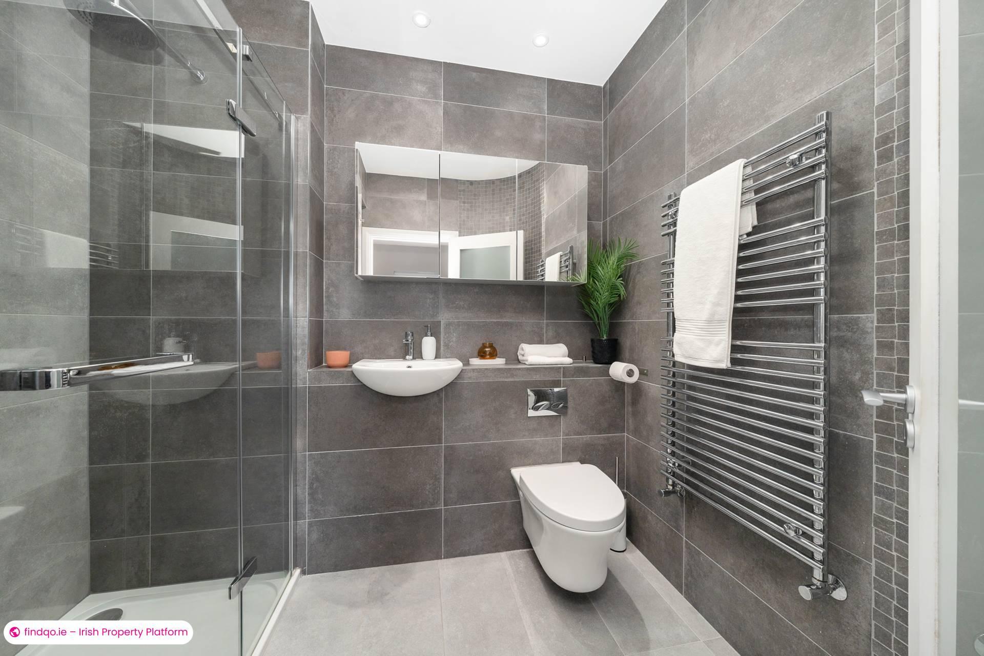 Terraced house for Sale in Foxrock, Dublin 18