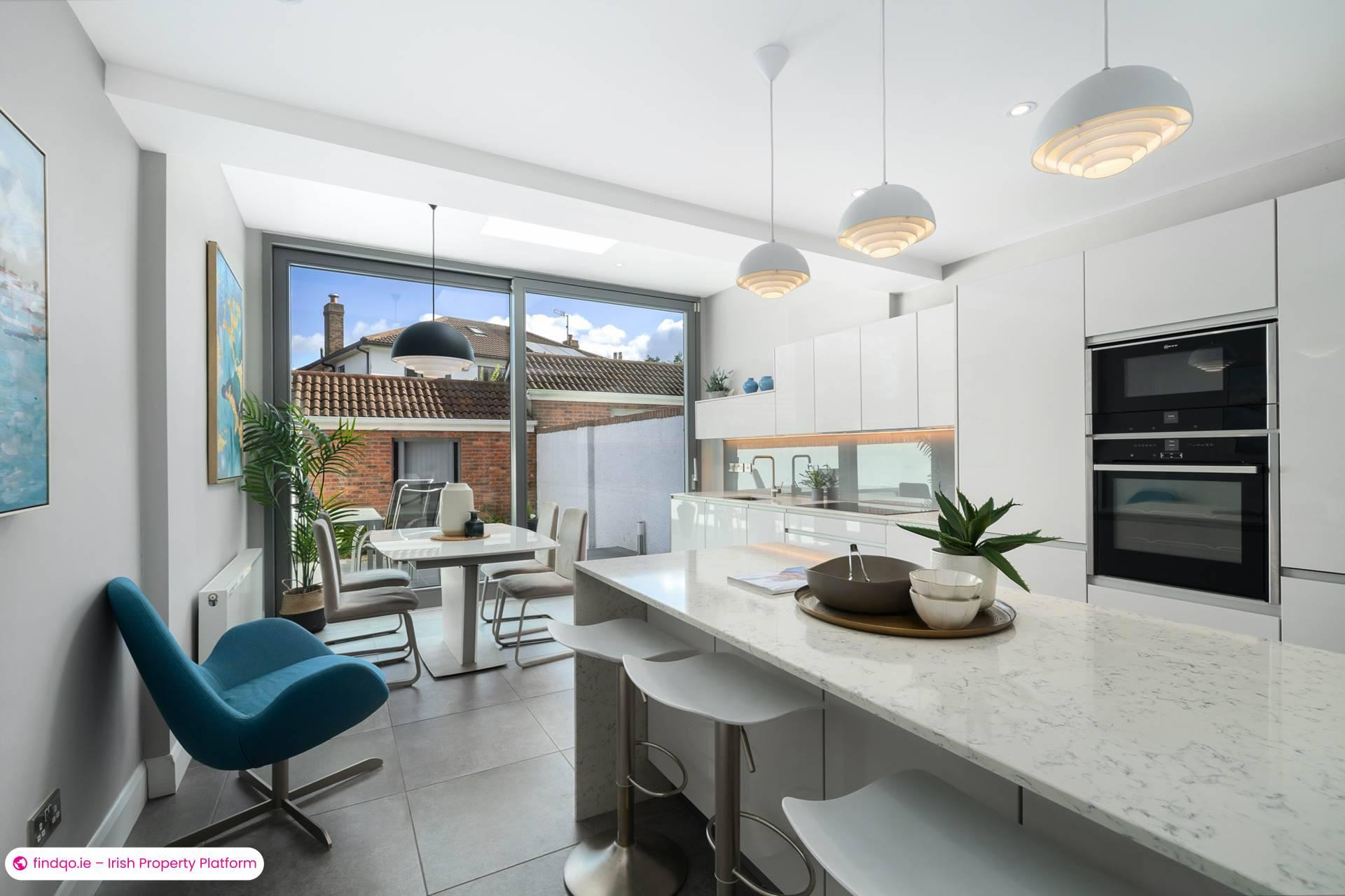 Terraced house for Sale in Foxrock, Dublin 18