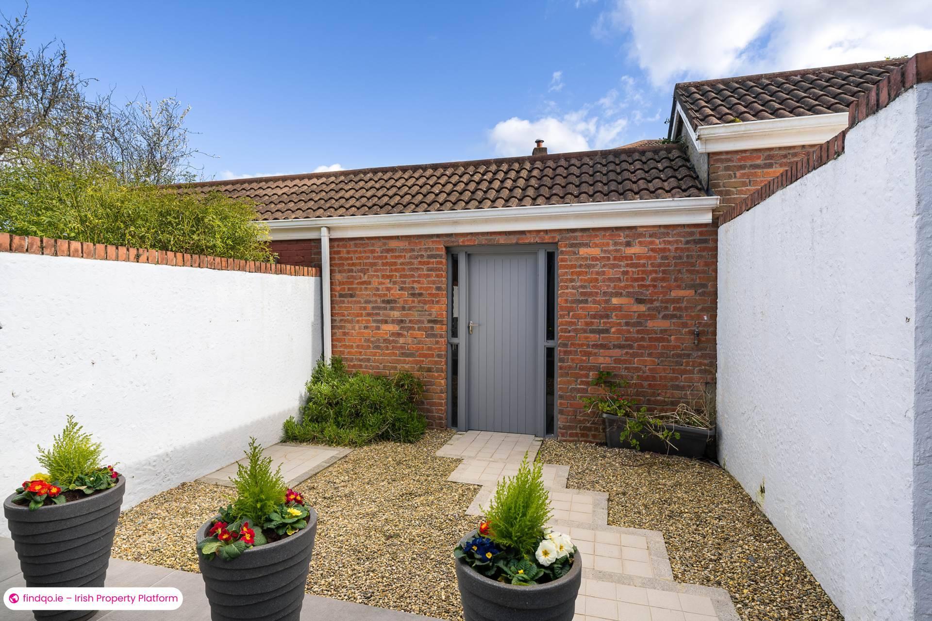 Terraced house for Sale in Foxrock, Dublin 18