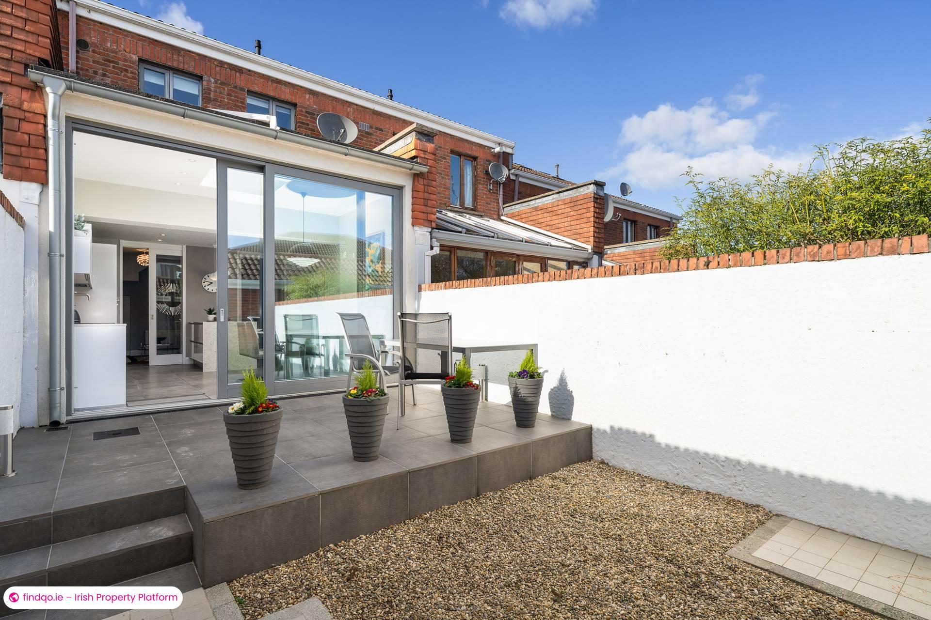 Terraced house for Sale in Foxrock, Dublin 18