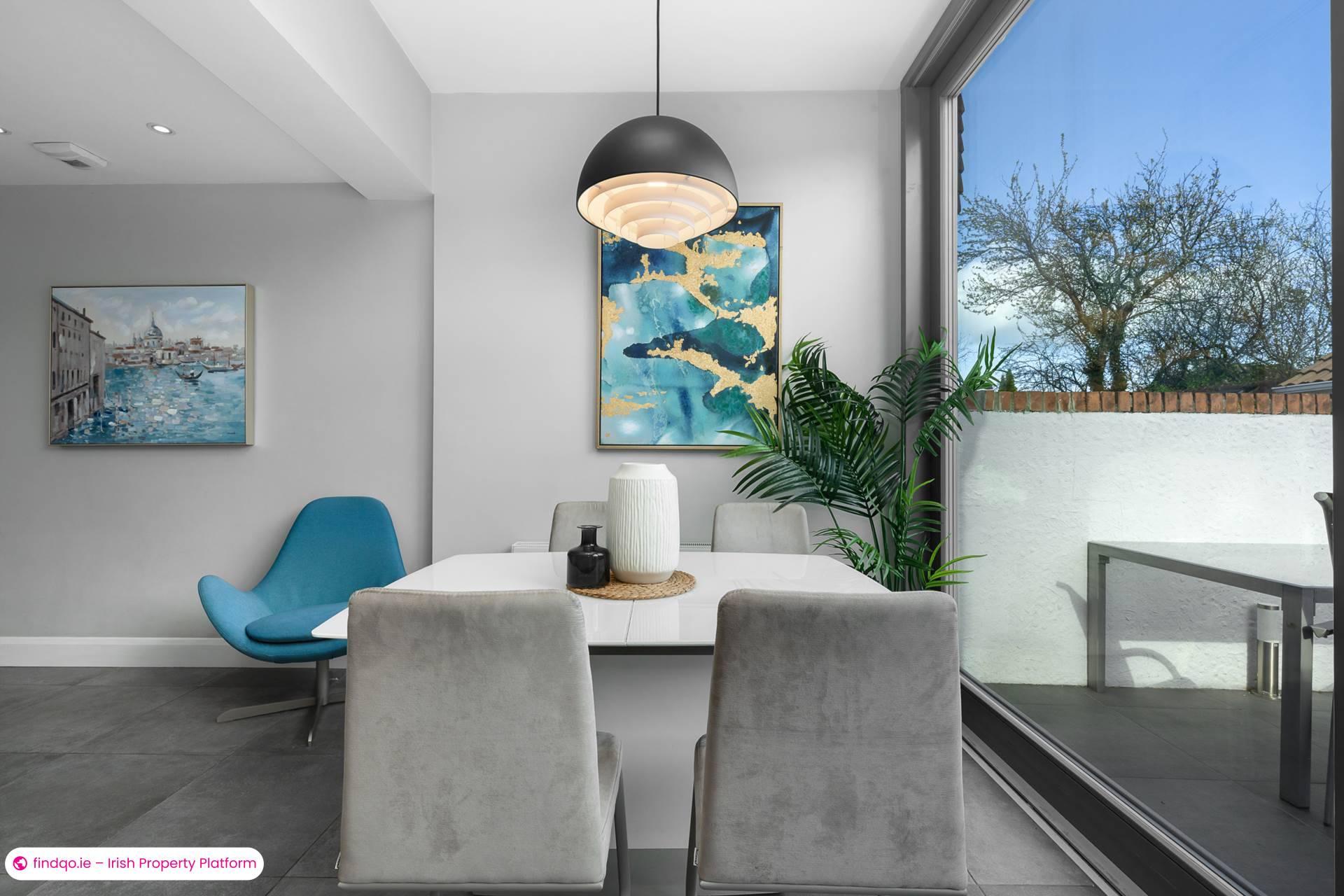 Terraced house for Sale in Foxrock, Dublin 18