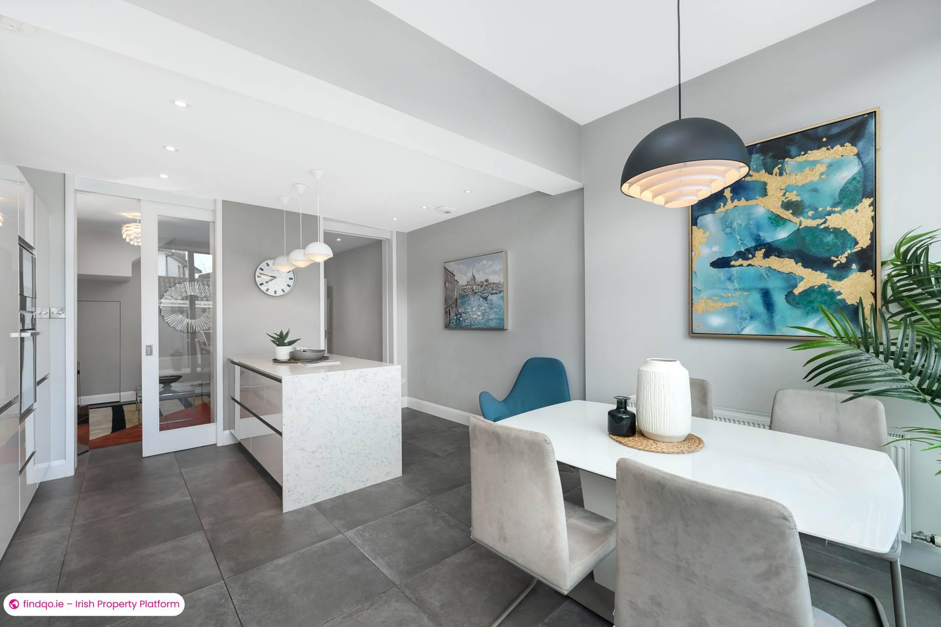 Terraced house for Sale in Foxrock, Dublin 18