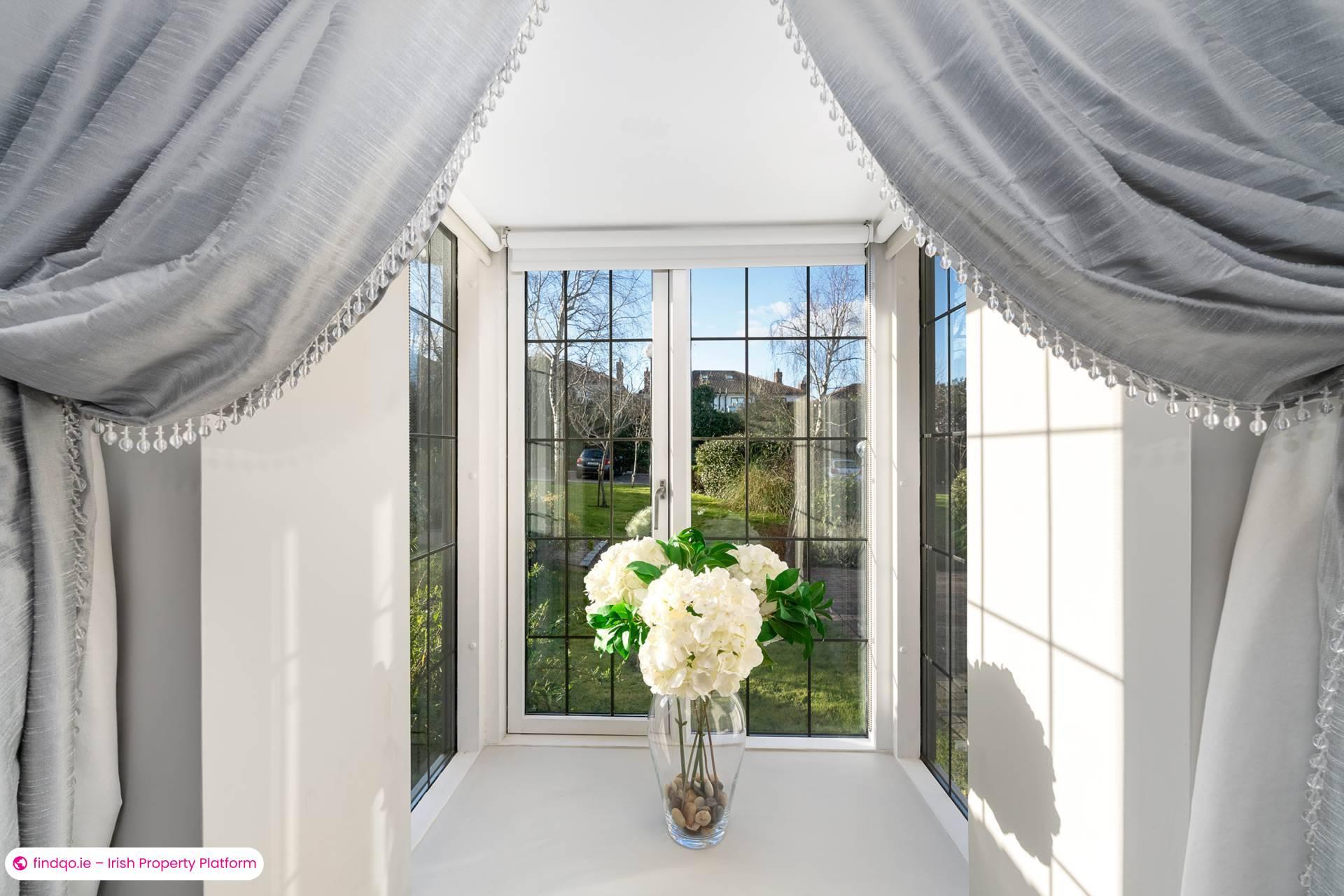 Terraced house for Sale in Foxrock, Dublin 18