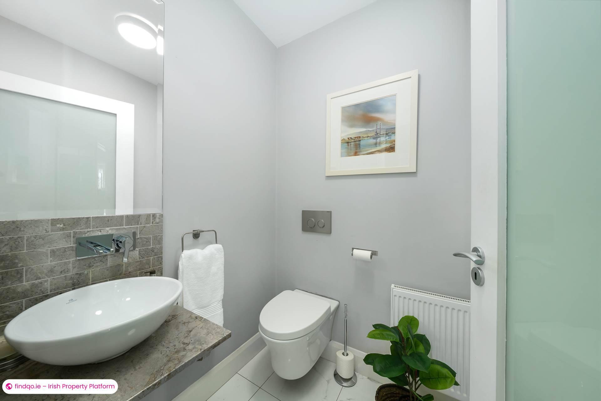 Terraced house for Sale in Foxrock, Dublin 18