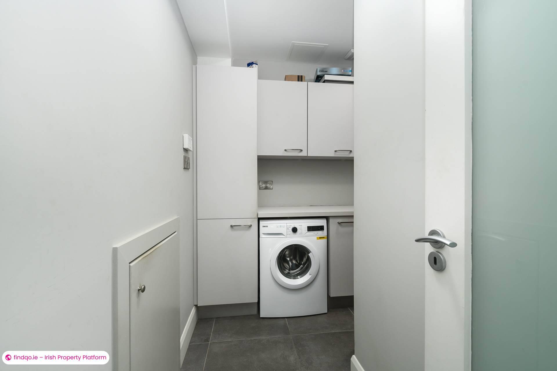 Terraced house for Sale in Foxrock, Dublin 18