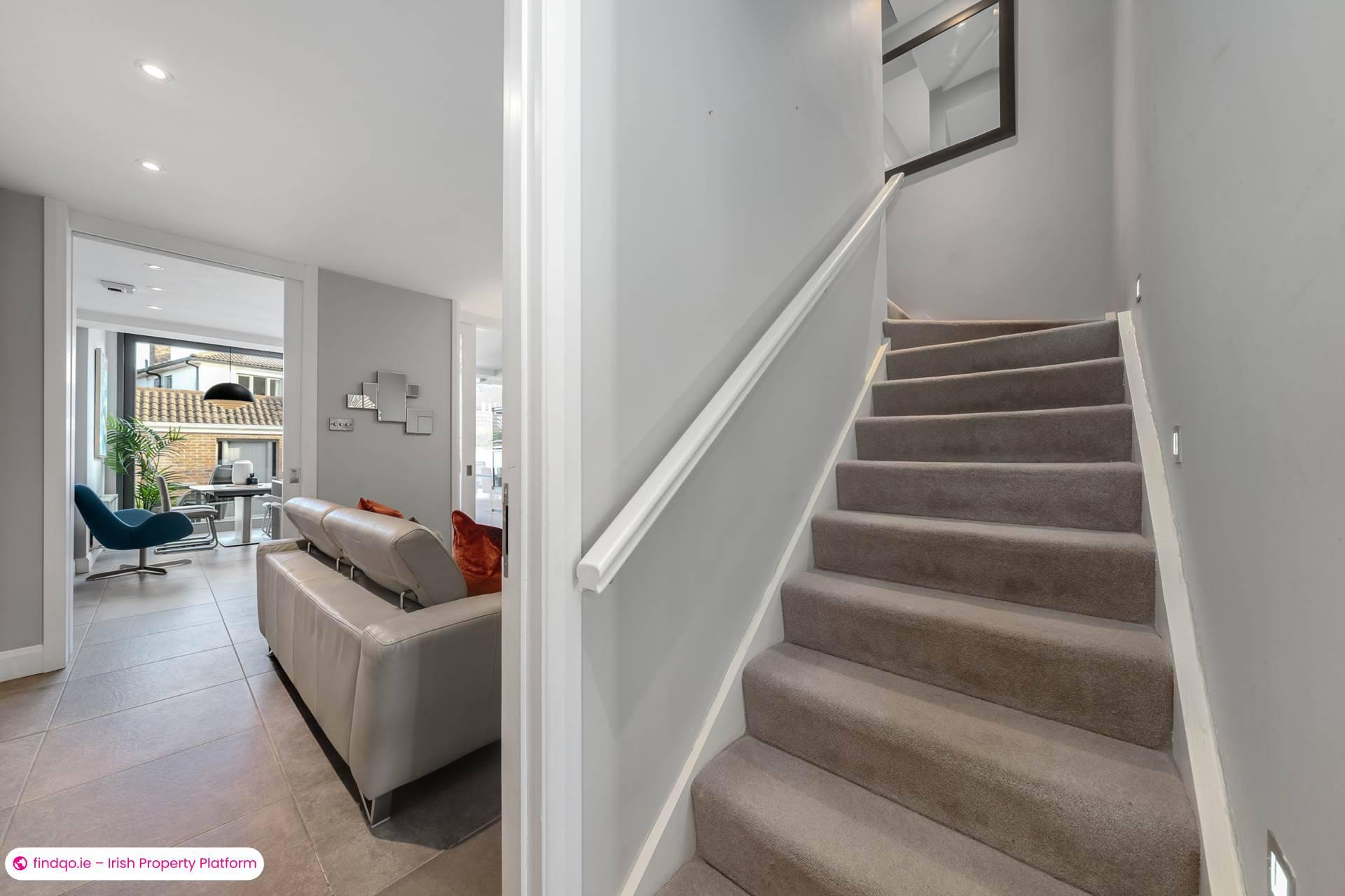 Terraced house for Sale in Foxrock, Dublin 18