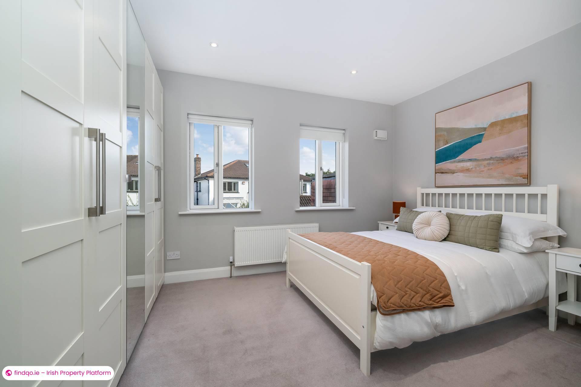 Terraced house for Sale in Foxrock, Dublin 18