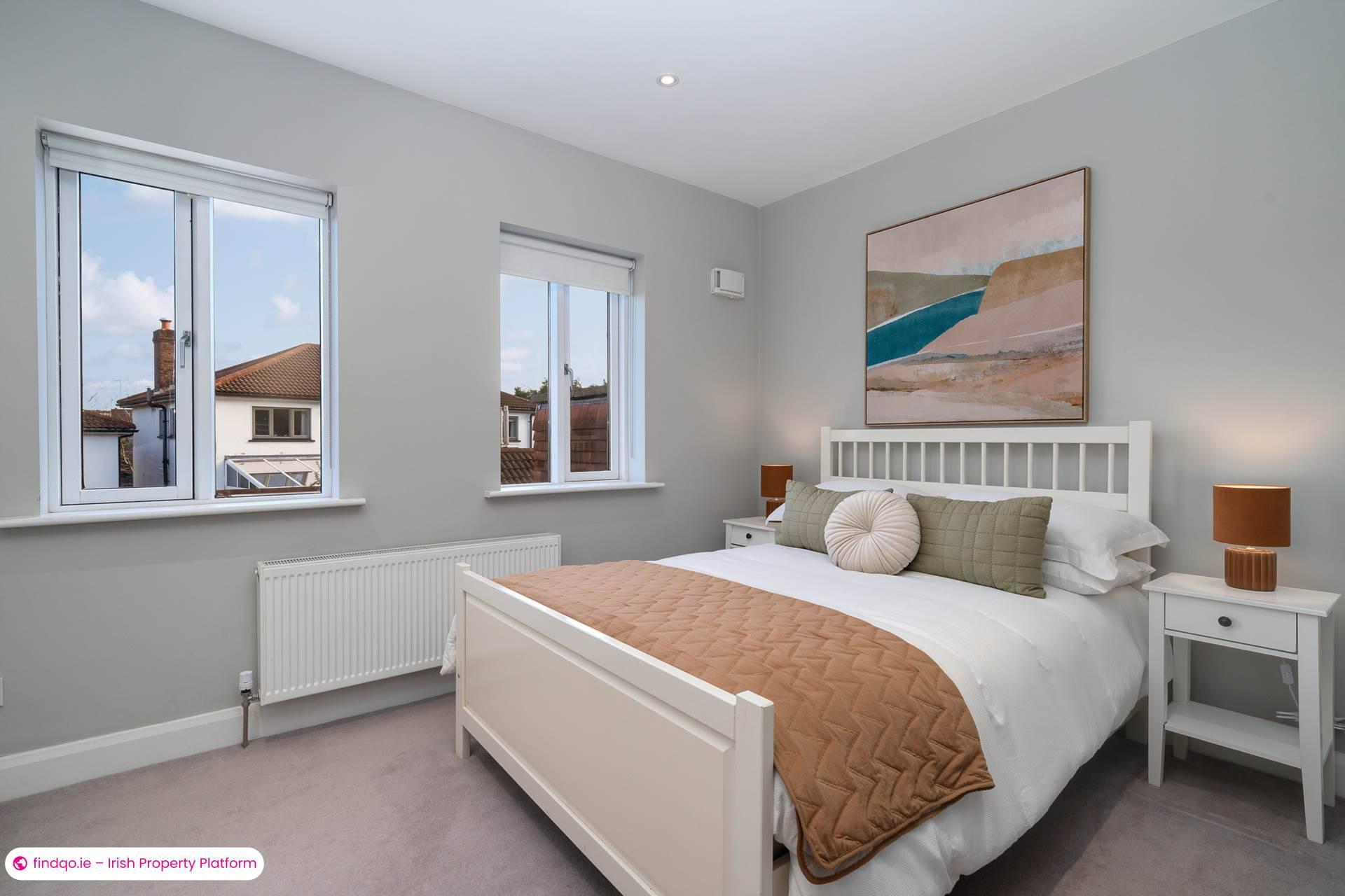 Terraced house for Sale in Foxrock, Dublin 18