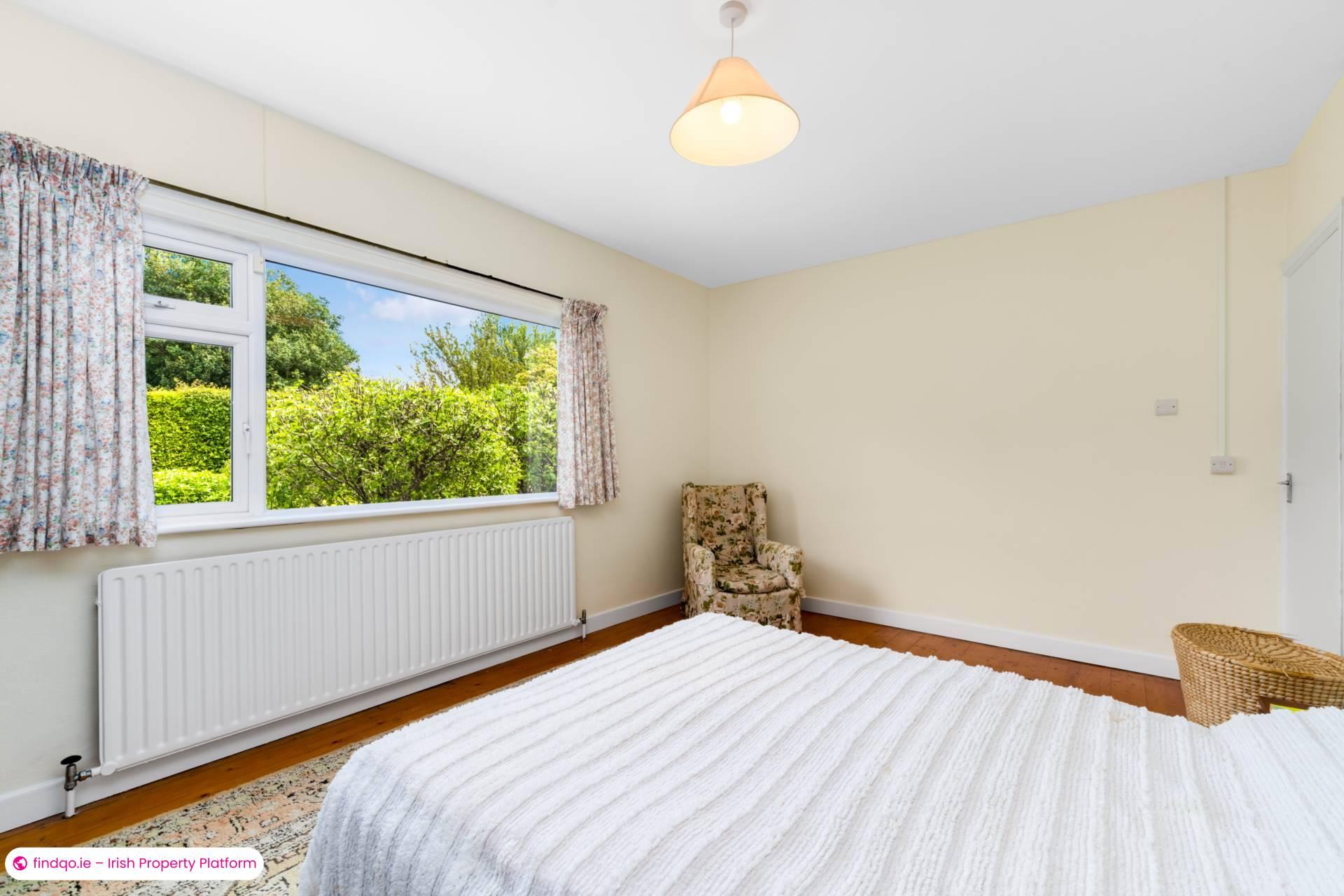 Bungalow for Sale in Mount Merrion, Dublin (County)