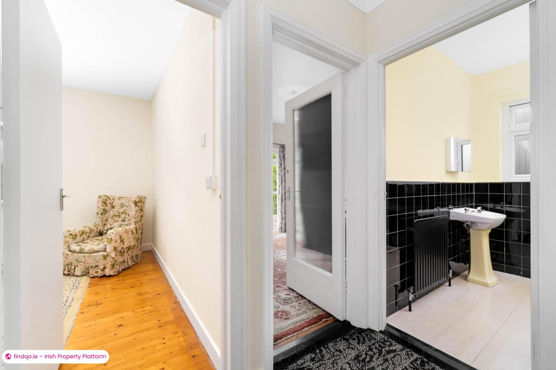 Bungalow for Sale in Mount Merrion, Dublin (County)