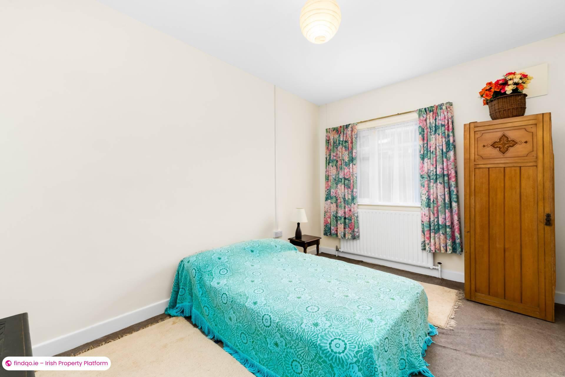 Bungalow for Sale in Mount Merrion, Dublin (County)