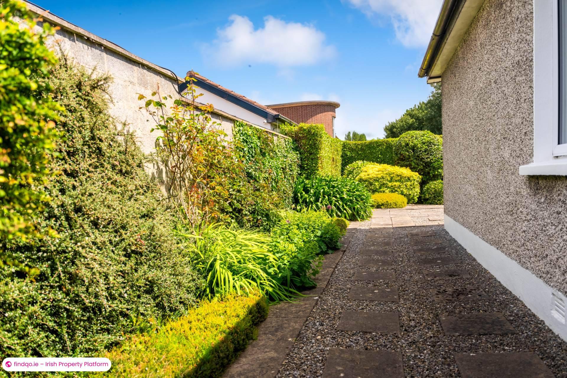 Bungalow for Sale in Mount Merrion, Dublin (County)