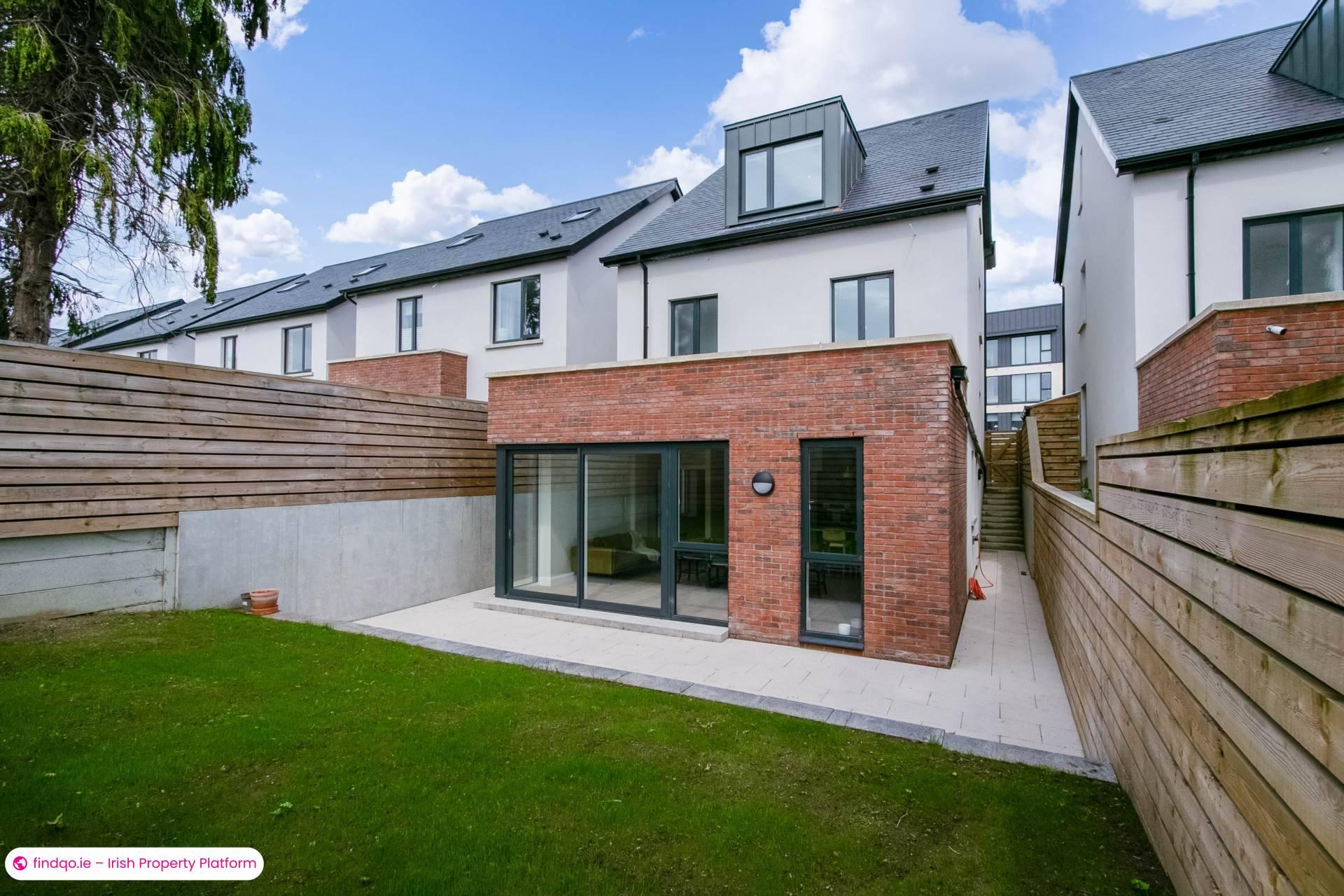 Detached house for Sale in Mount Merrion, Dublin (County)