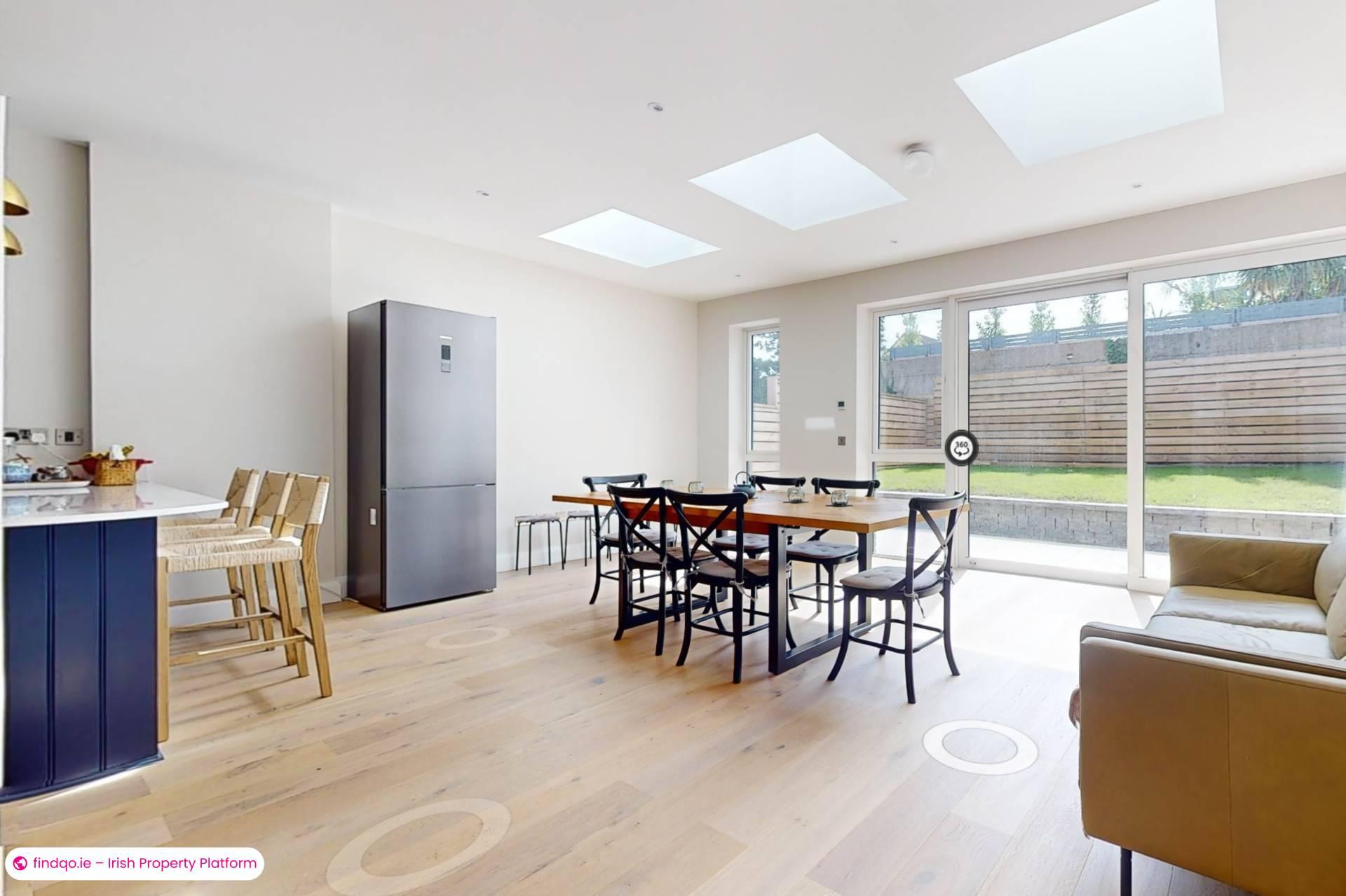 Detached house for Sale in Mount Merrion, Dublin (County)
