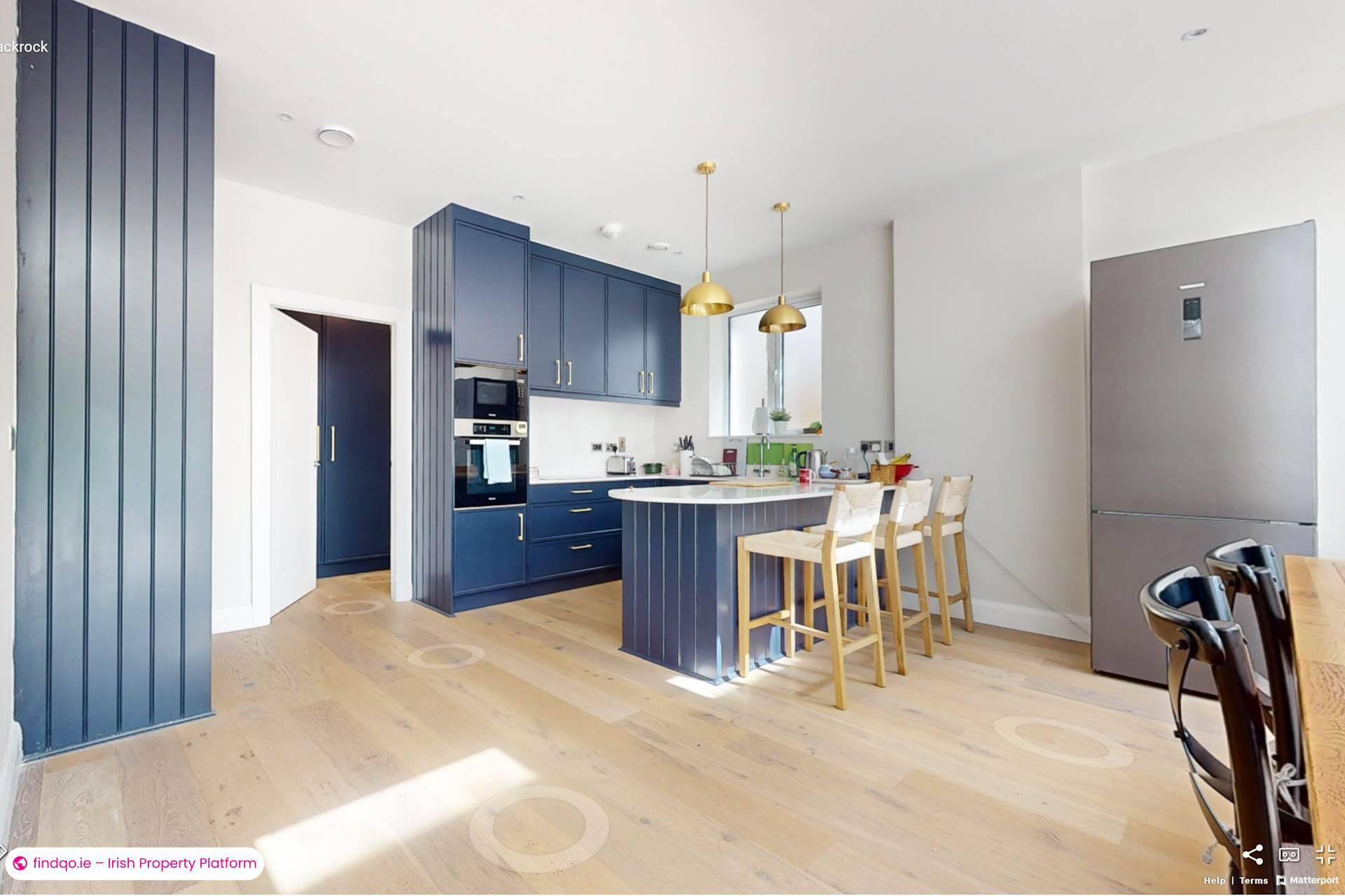 Detached house for Sale in Mount Merrion, Dublin (County)