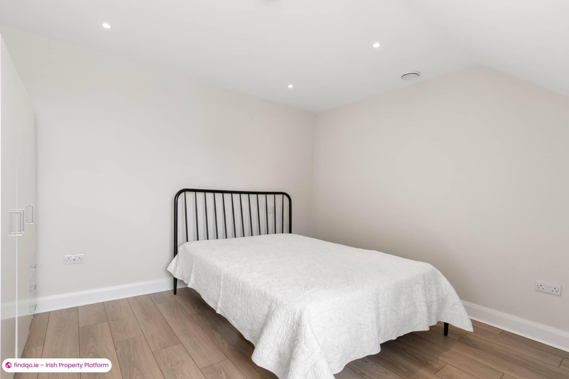 Detached house for Sale in Mount Merrion, Dublin (County)