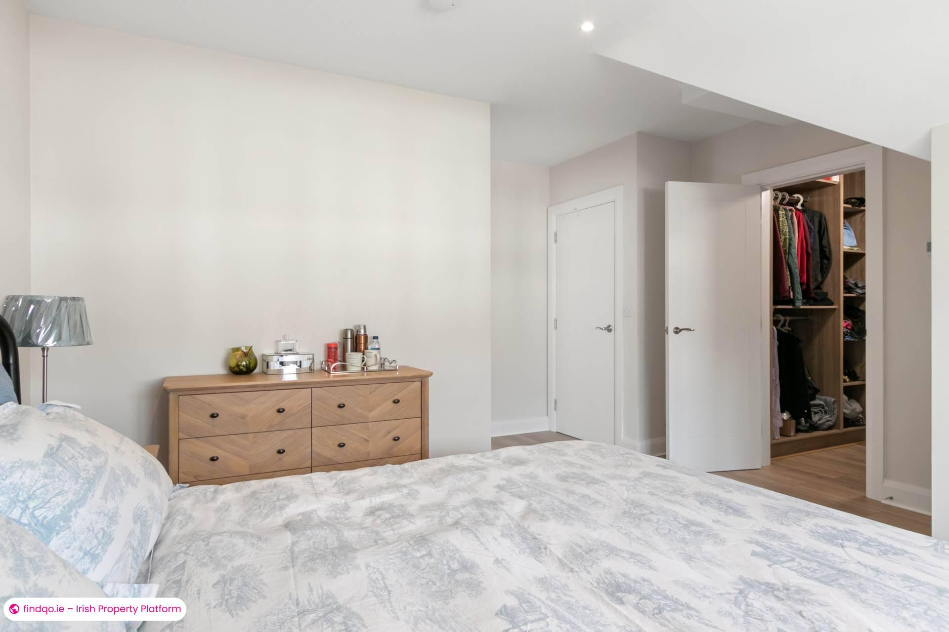 Detached house for Sale in Mount Merrion, Dublin (County)