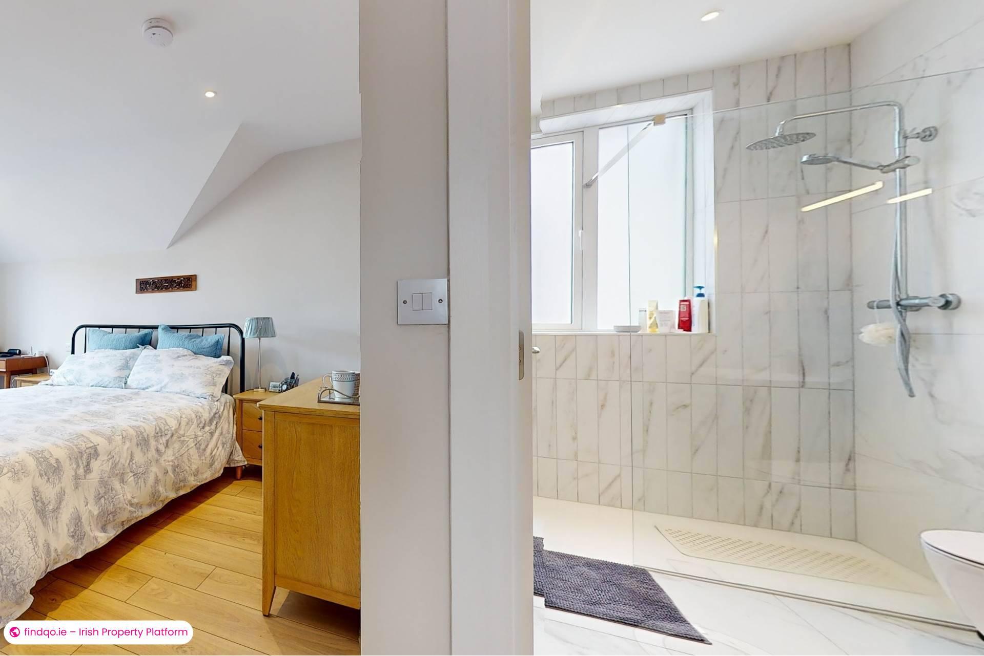 Detached house for Sale in Mount Merrion, Dublin (County)