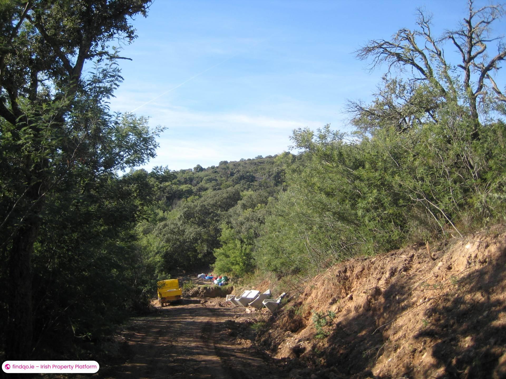 Site for Sale in La Ferme De Cannes, Cannes, France