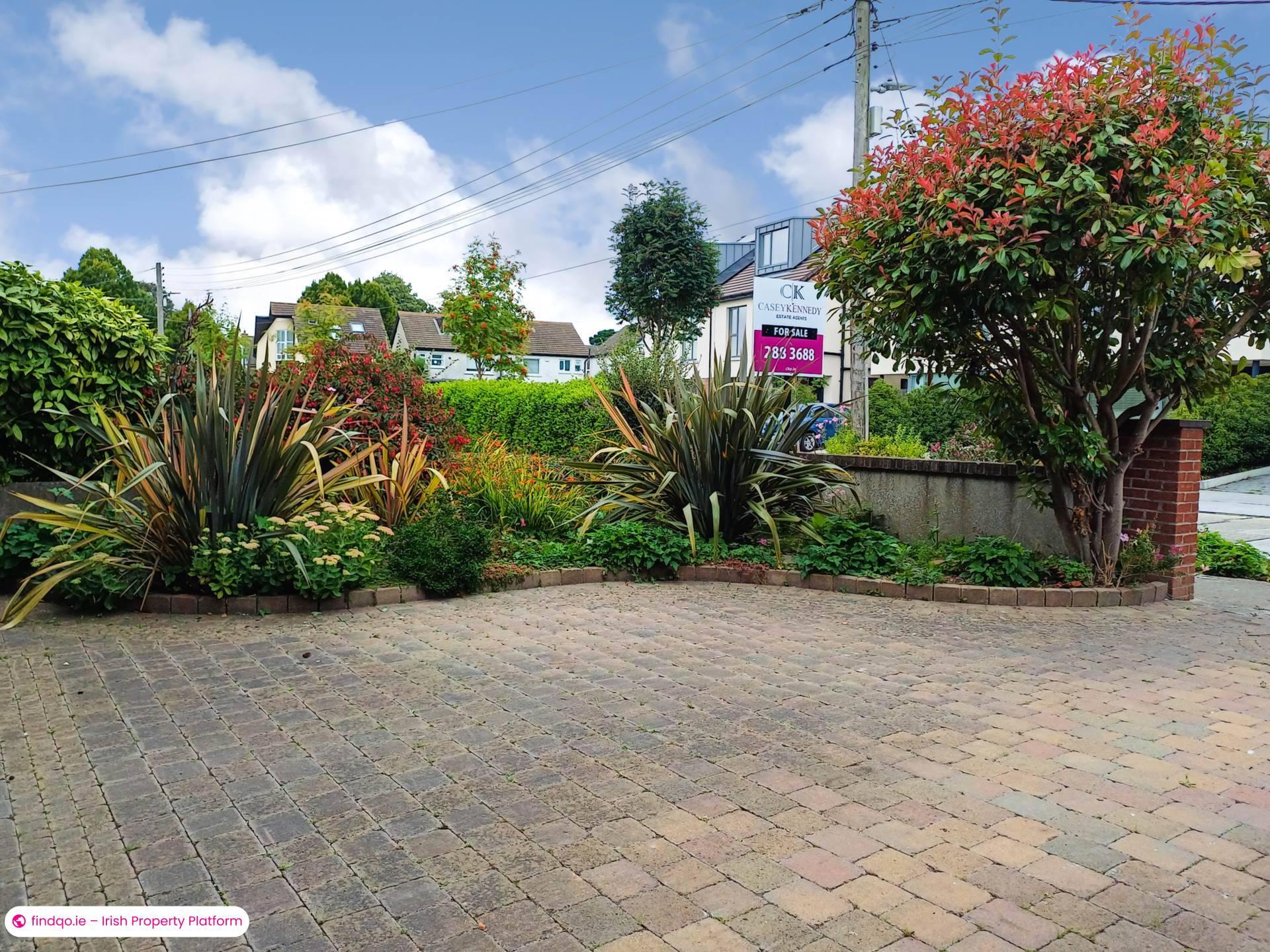 Semi-detached house for Sale in Glenageary, Dublin (County)