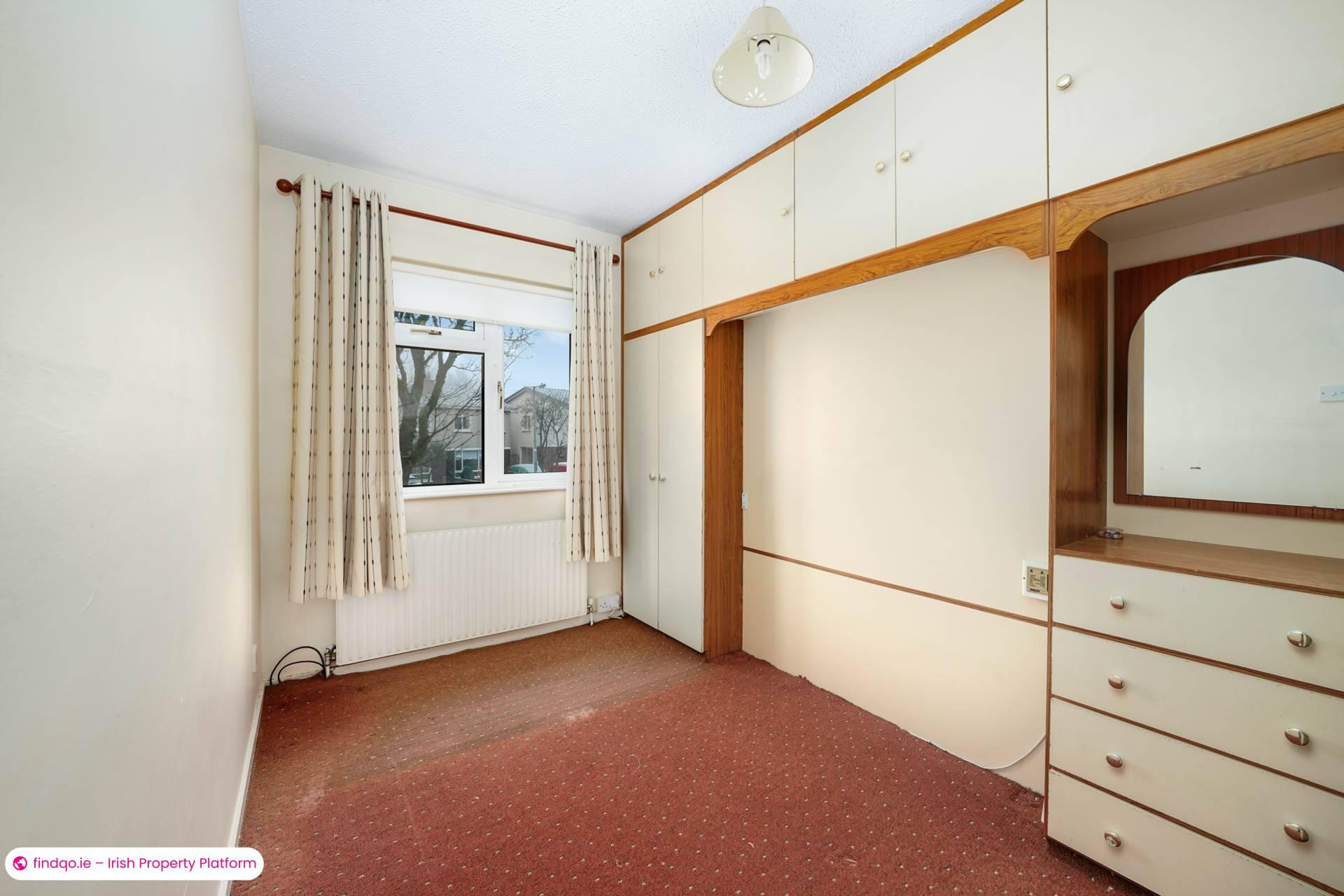 Semi-detached house for Sale in Lucan, Dublin (County)