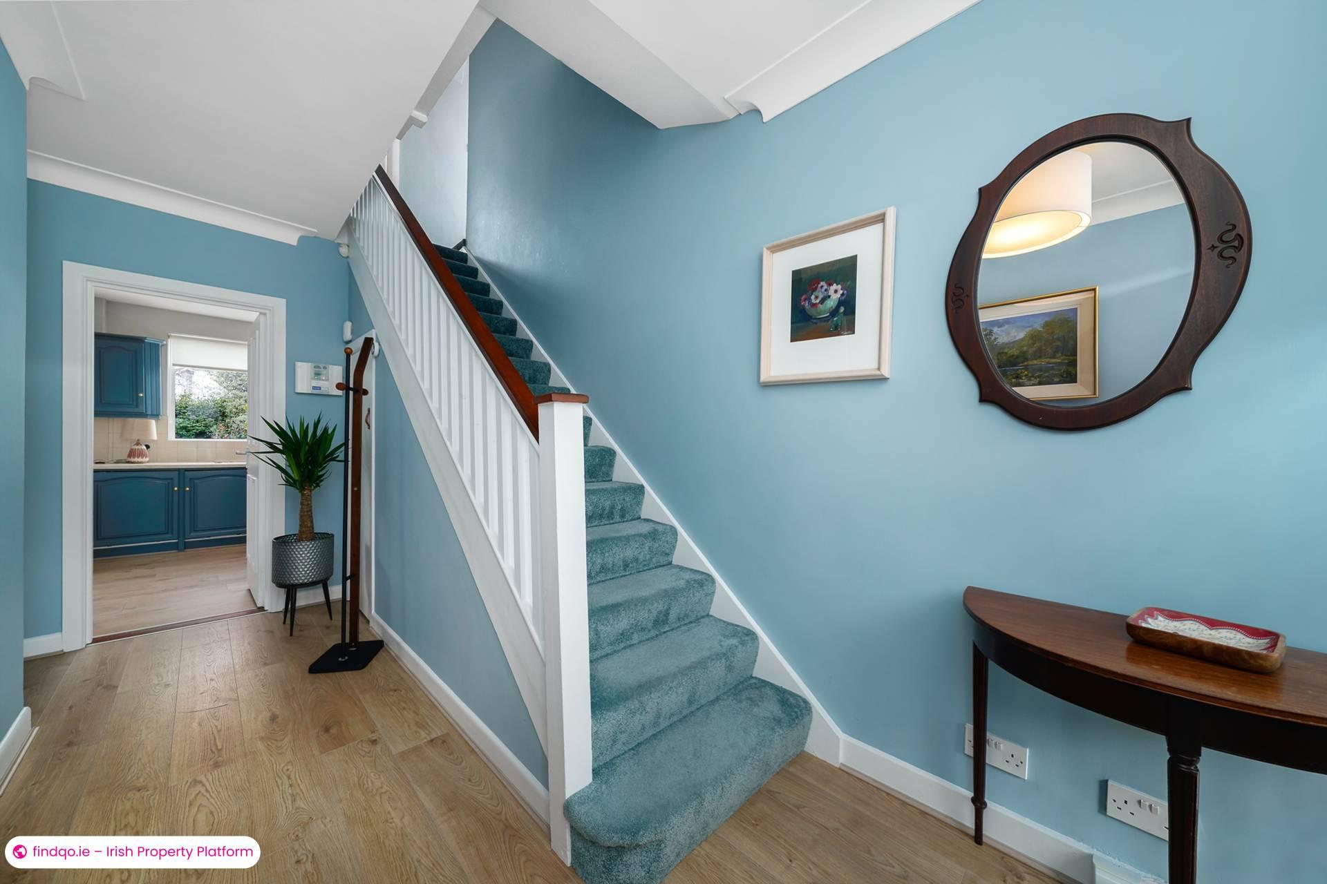 Semi-detached house for Sale in Dublin 16