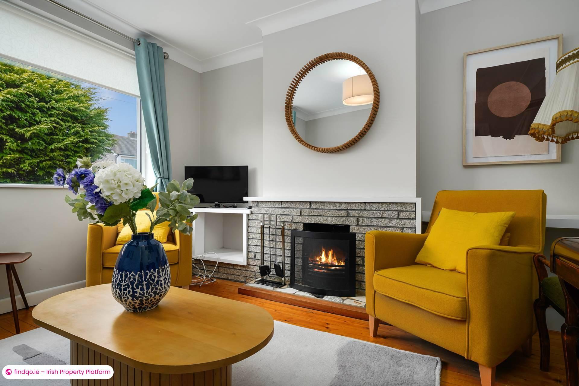 Semi-detached house for Sale in Dublin 16