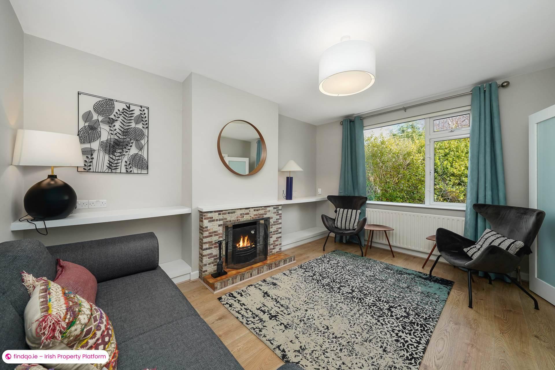 Semi-detached house for Sale in Dublin 16