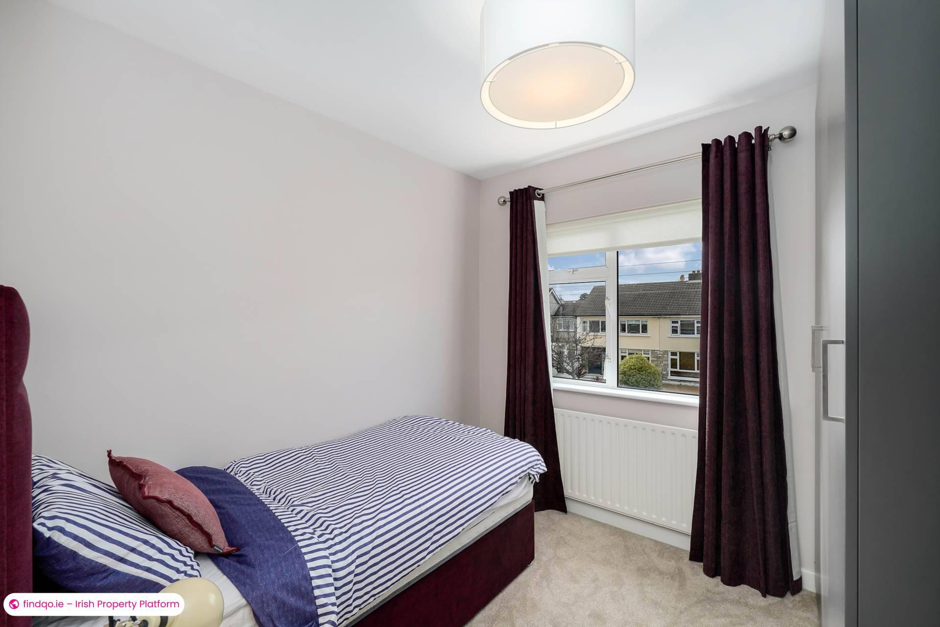 Semi-detached house for Sale in Dublin 16