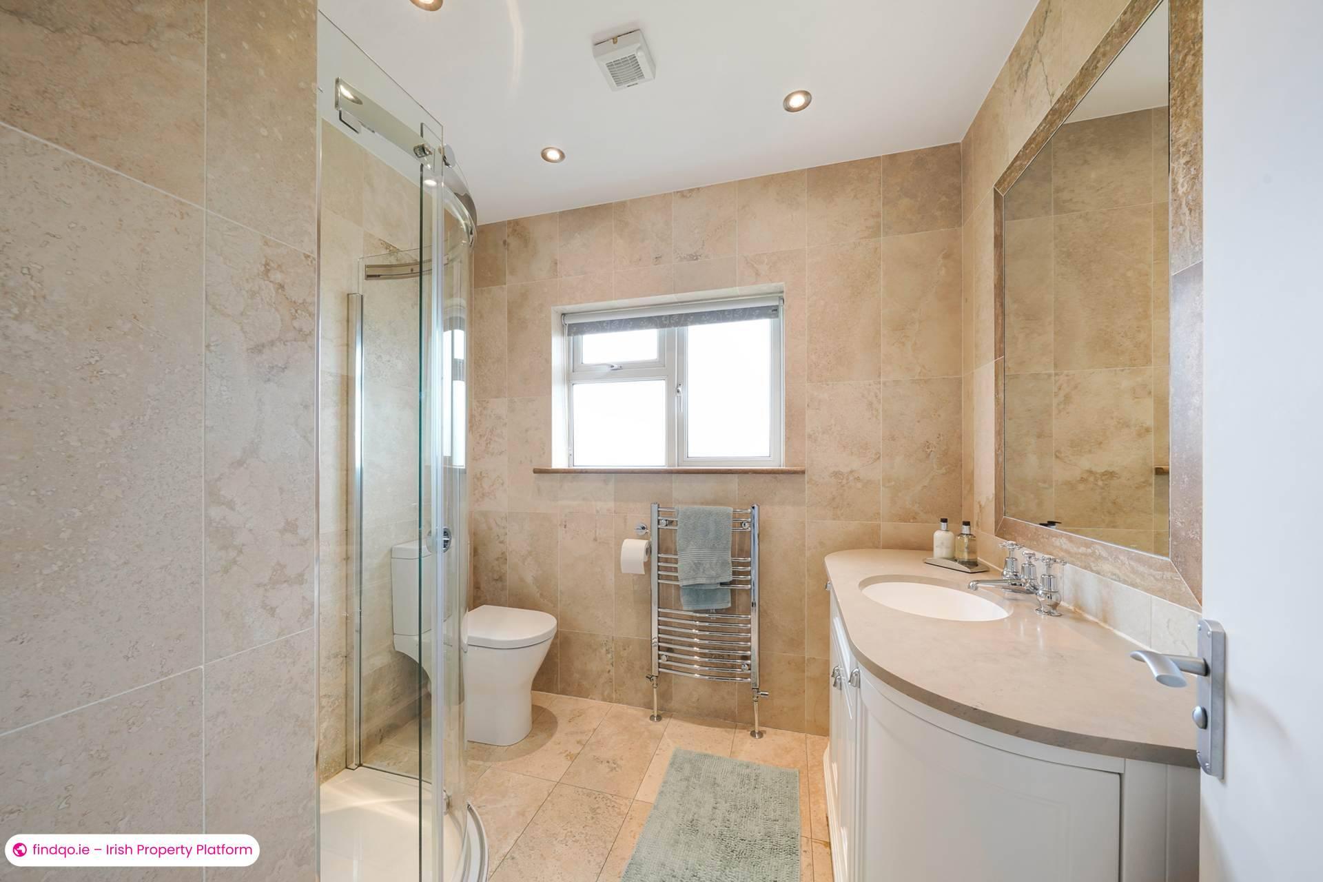 Semi-detached house for Sale in Dublin 16