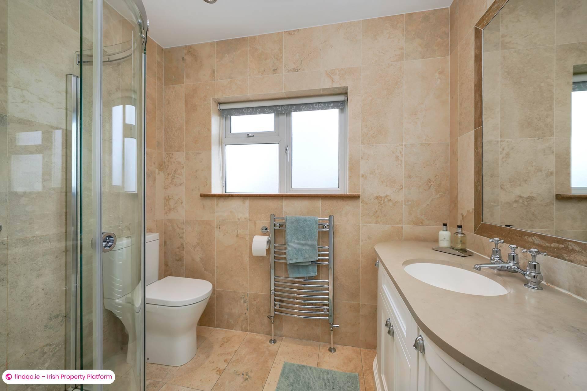 Semi-detached house for Sale in Dublin 16