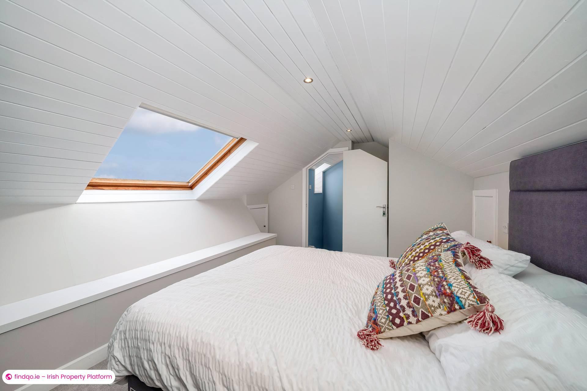 Semi-detached house for Sale in Dublin 16