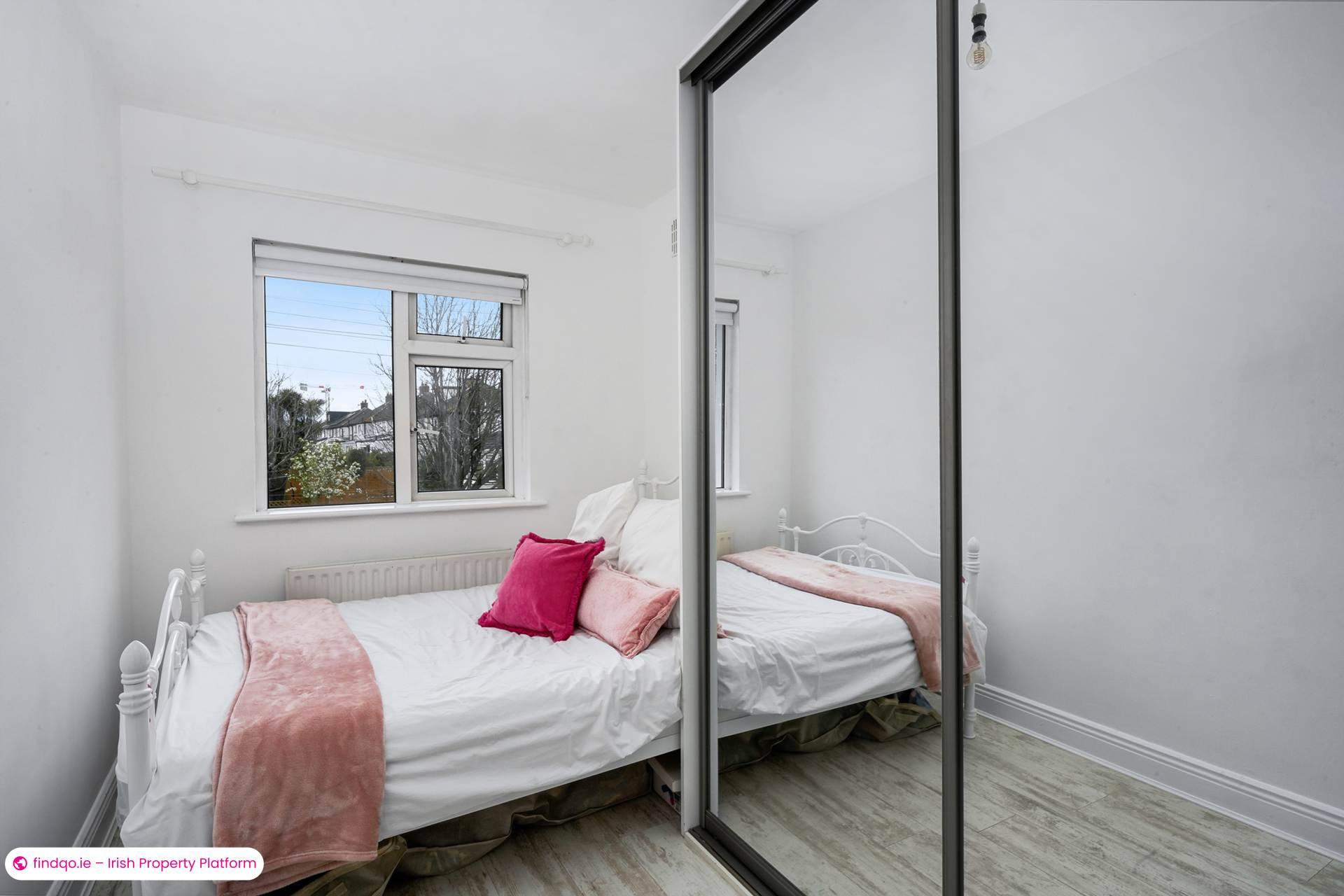 Semi-detached house for Sale in Glenageary, Dublin (County)