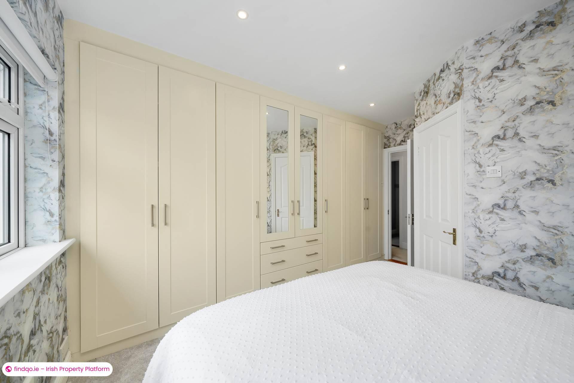 Semi-detached house for Sale in Glenageary, Dublin (County)