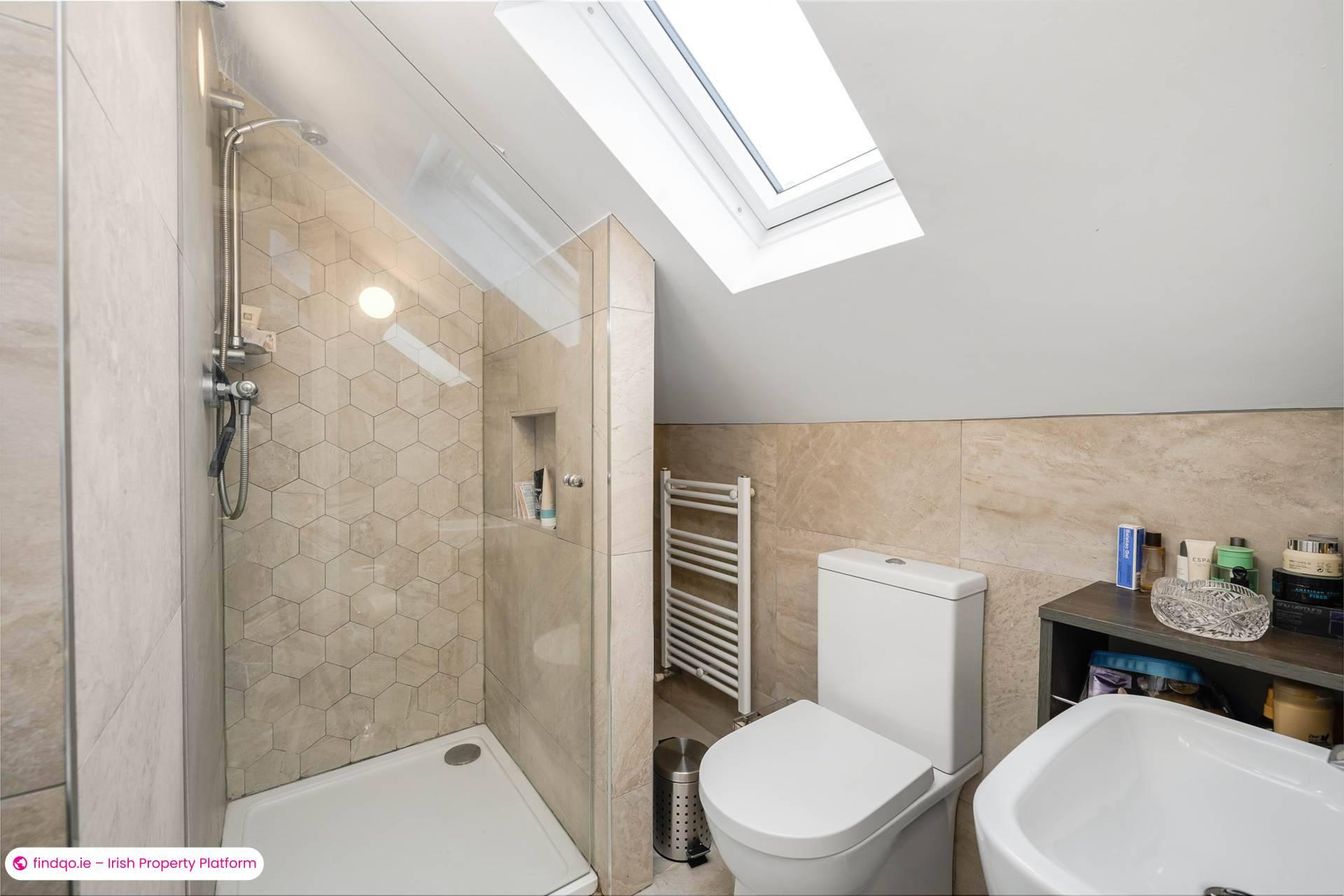 Semi-detached house for Sale in Glenageary, Dublin (County)