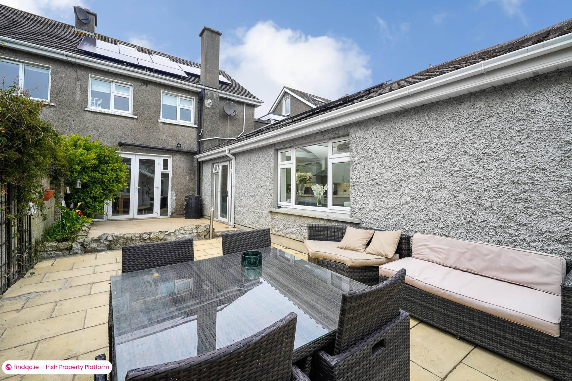 Semi-detached house for Sale in Glenageary, Dublin (County)